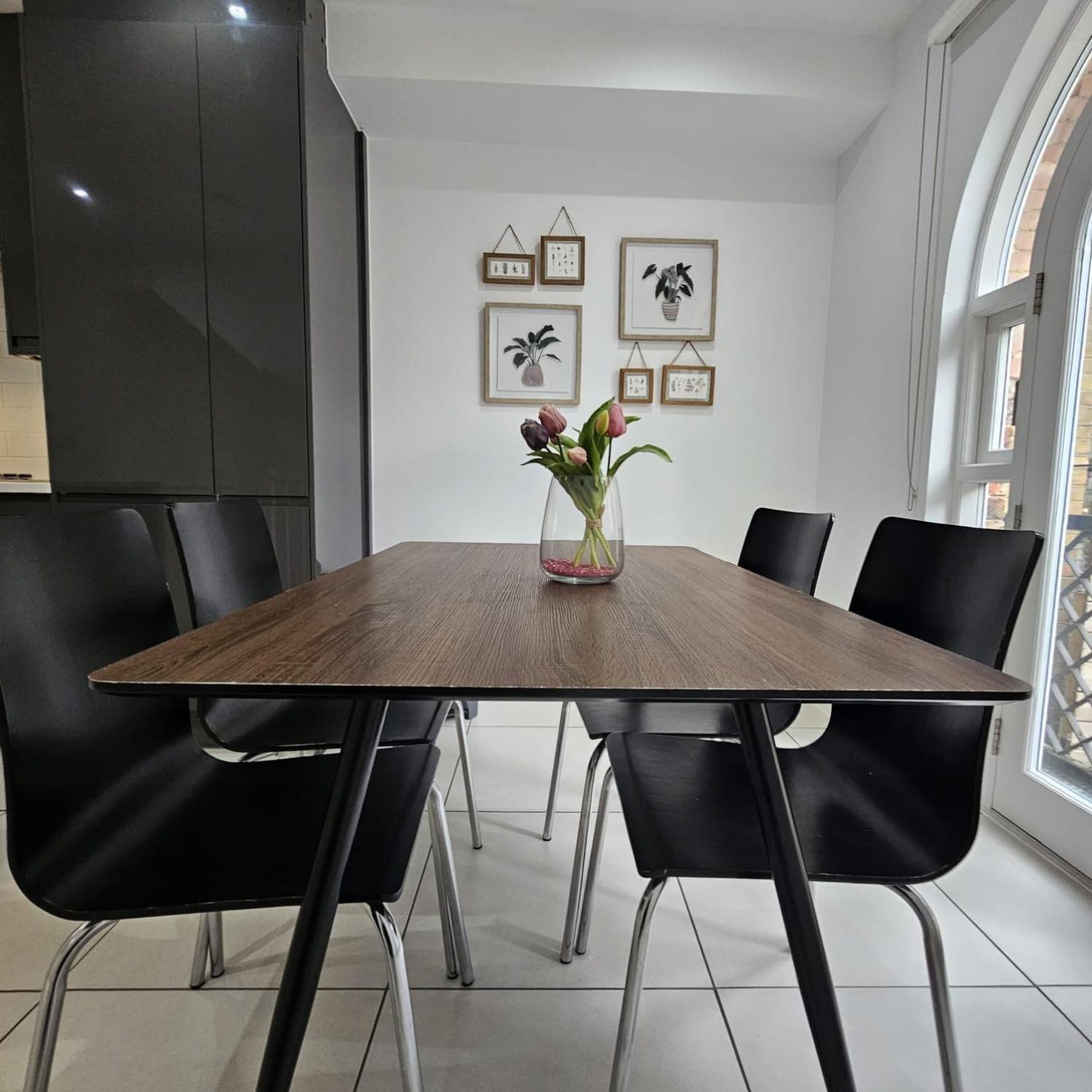 Stylish 2br With Garden By St Pancras International London