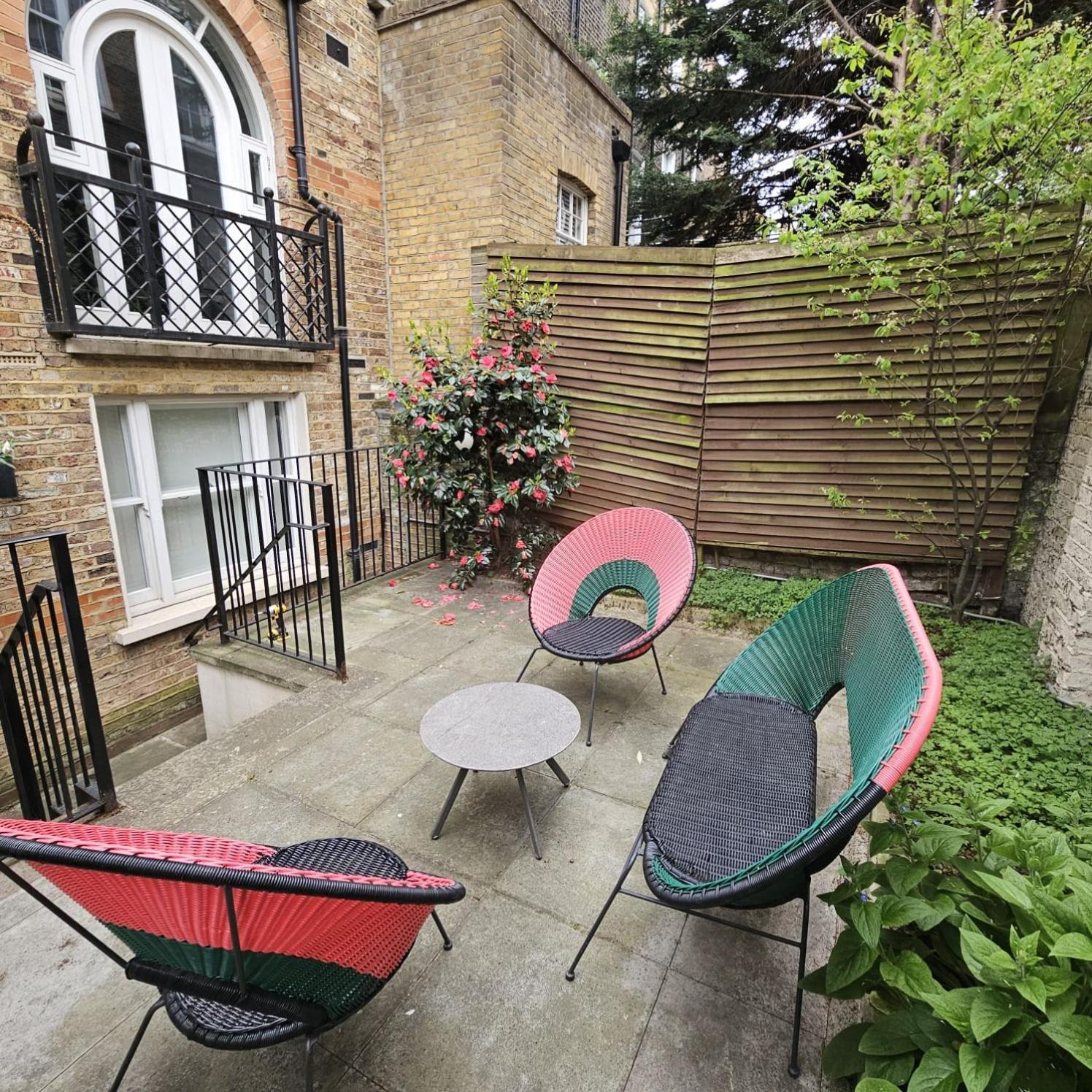 Stylish 2br With Garden By St Pancras International * London