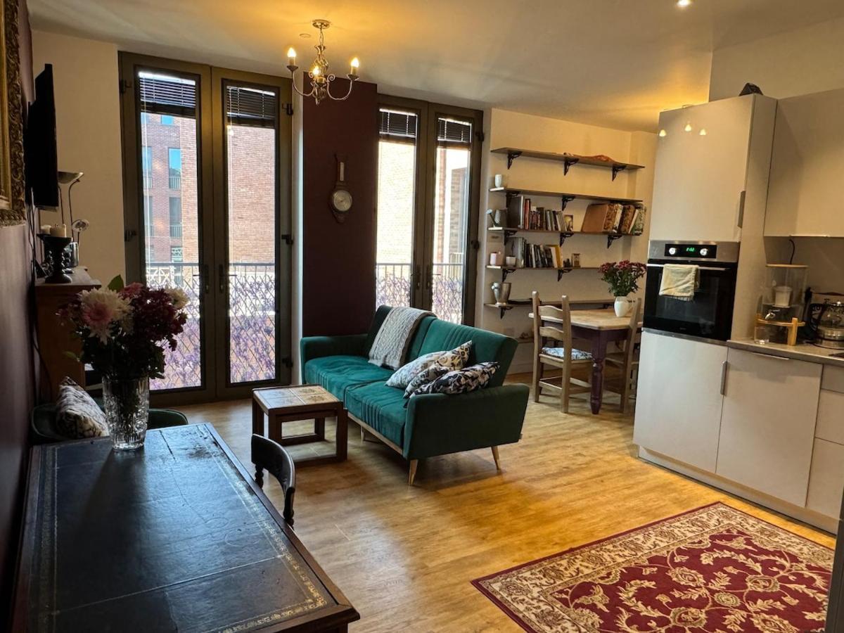 Stylish 1-bed New-build Flat Near Notting Hill London
