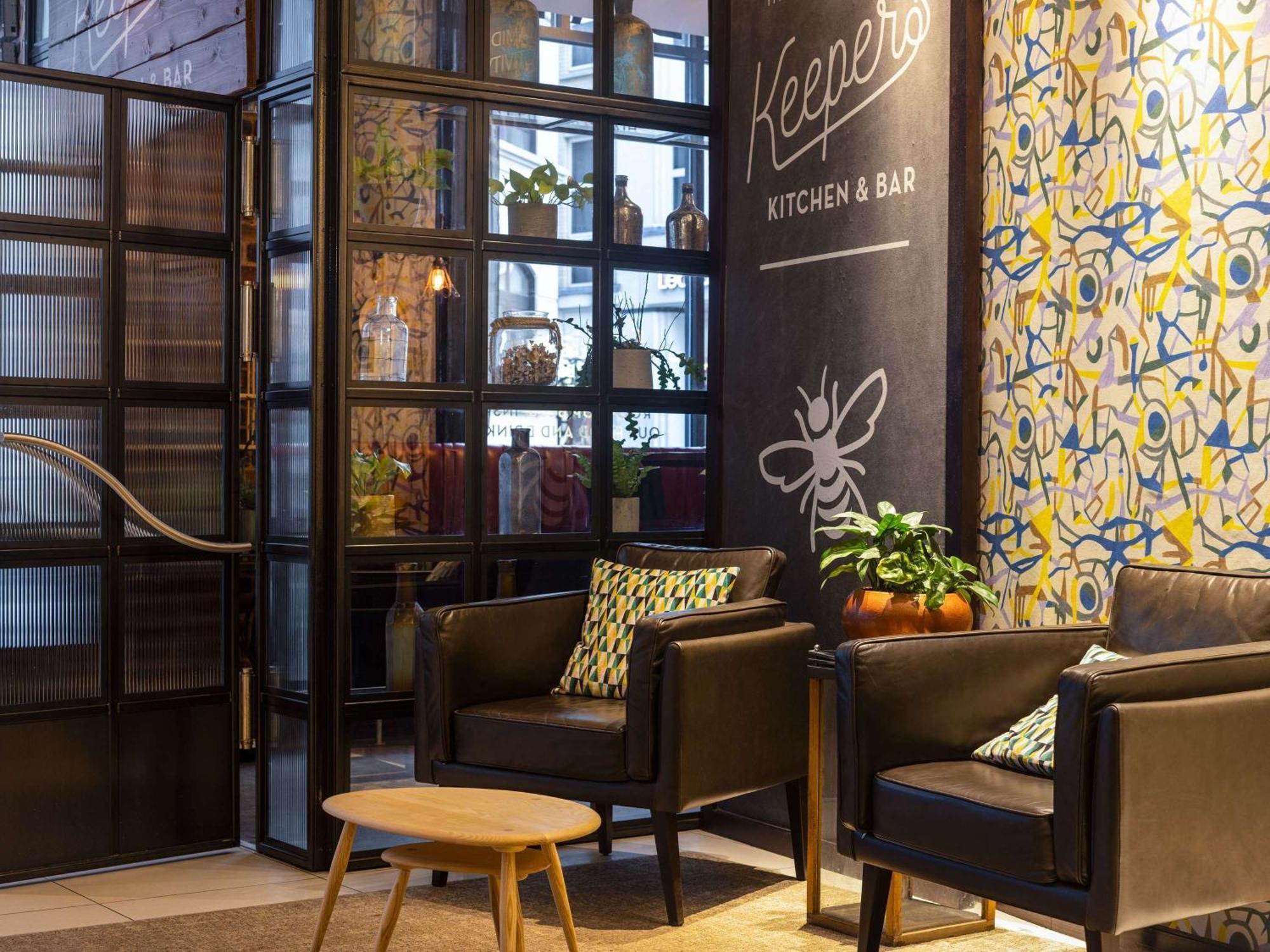 Novotel Tower Bridge Hotel 4*