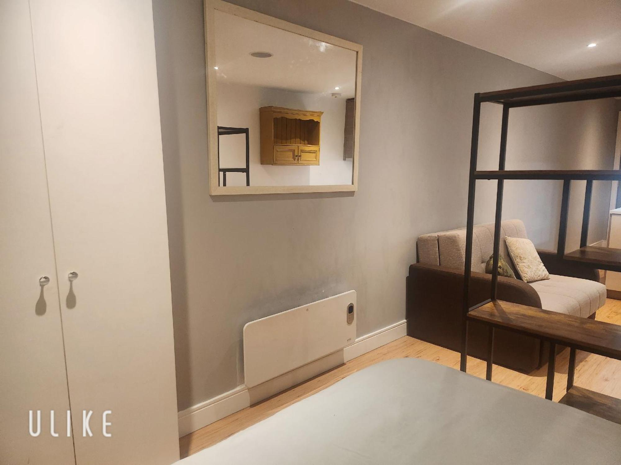 Chelsea In London--24 Gym * London