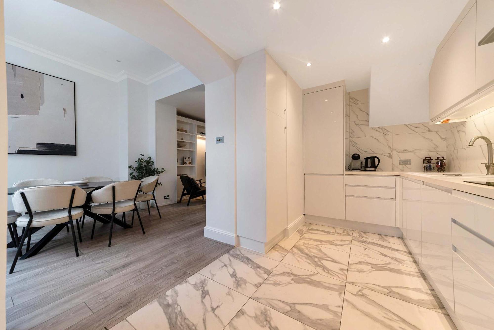 Premium South Kensington Serviced By Madestays * London