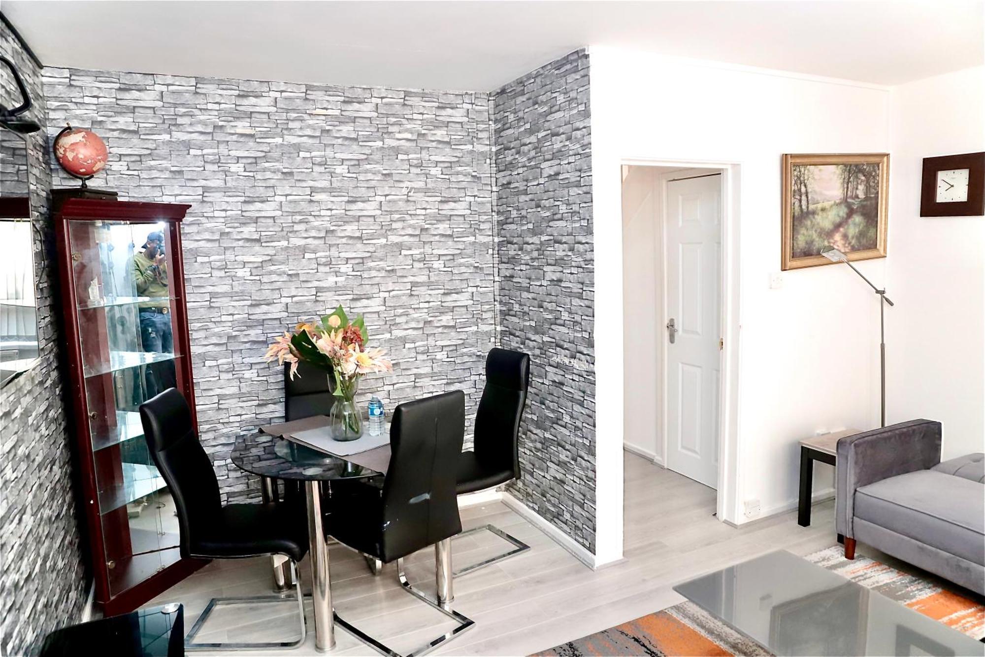 Maitland Luxury 2 Bedroom Greenwich With Good Living Space Sleeps 5 Guest- 1 Minute From Greenwich Dlr Station Apartment London