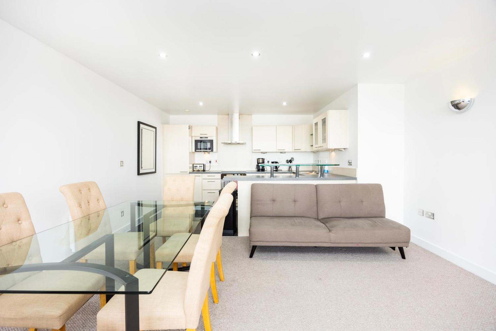 Apartment Western Excel *