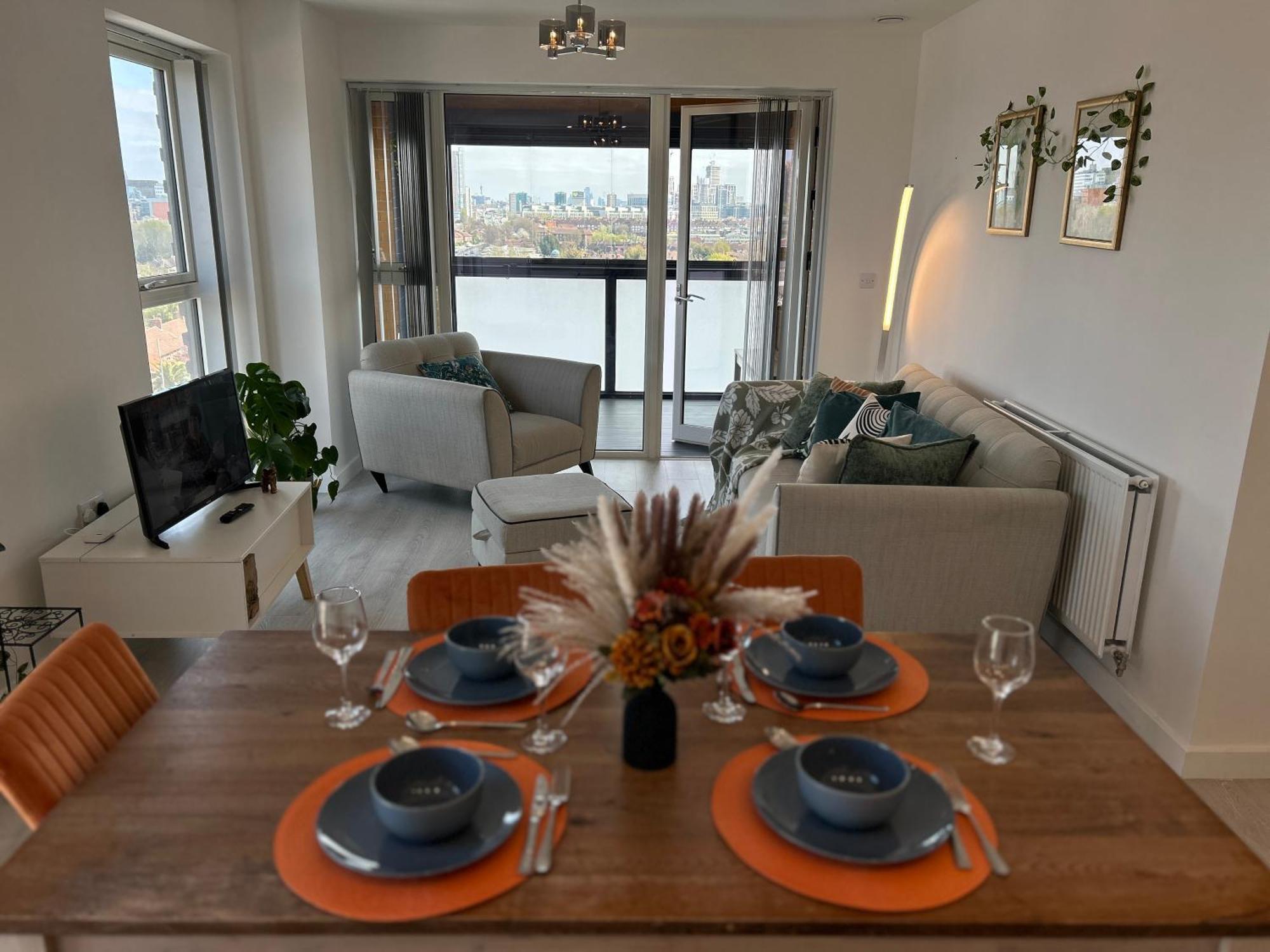 In A Panoramic Flat London