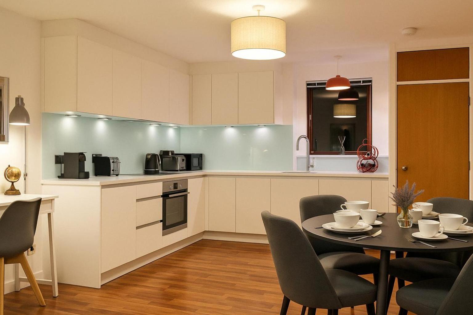 Charming 2 Bedroom Flat In The Heart Of London, 2 Mins To Trafalgar Square! * London