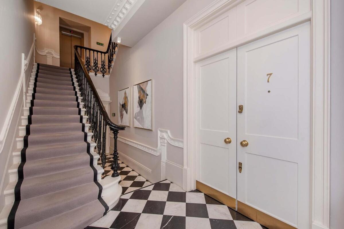 Luxury-hyde Park-2 Bedrooms 2 Bathrooms - Quiet