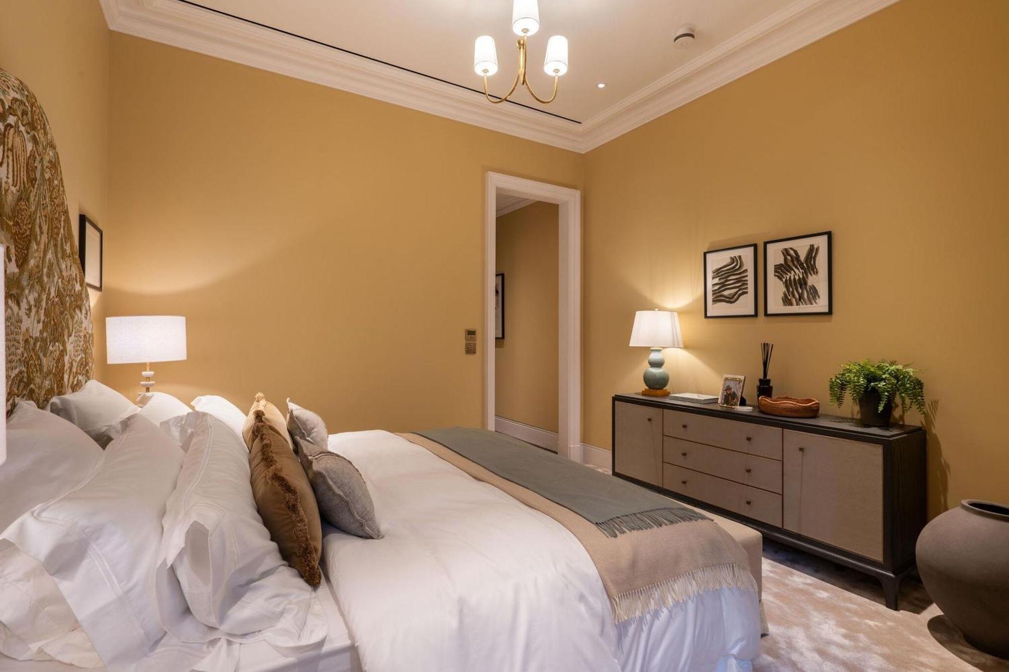 Three Bedroom With Pool And Londen