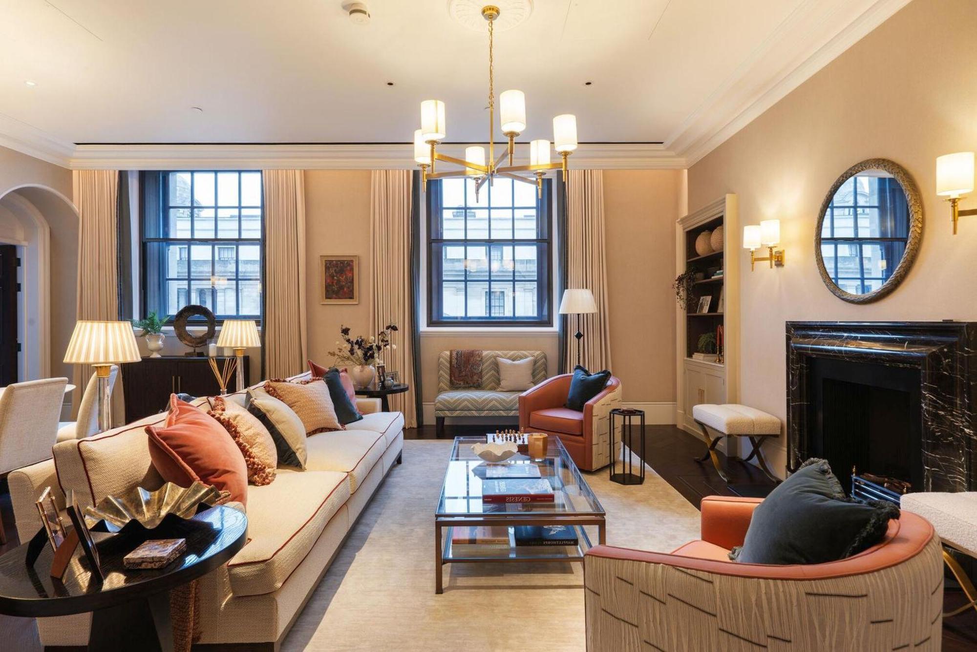 Three Bedroom With Pool And * Londen