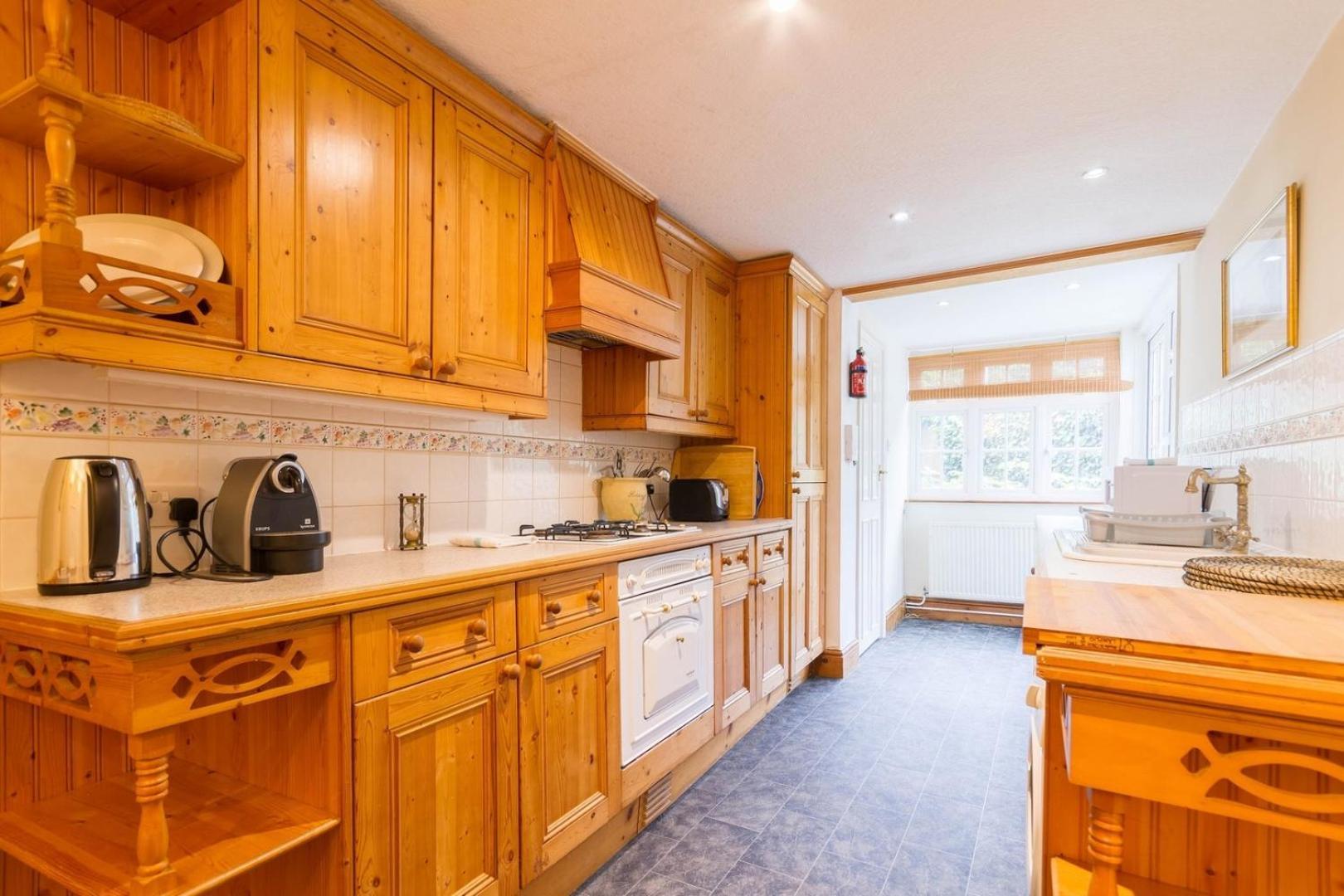 New Cosy 2 Bedroom Detached House West Finchley Apartment