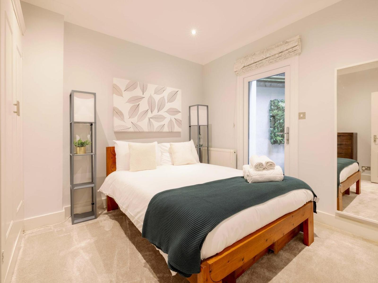 Pass The Keys Lovely 2-bedroom Flat In Pimlico W Outdoor Patio London