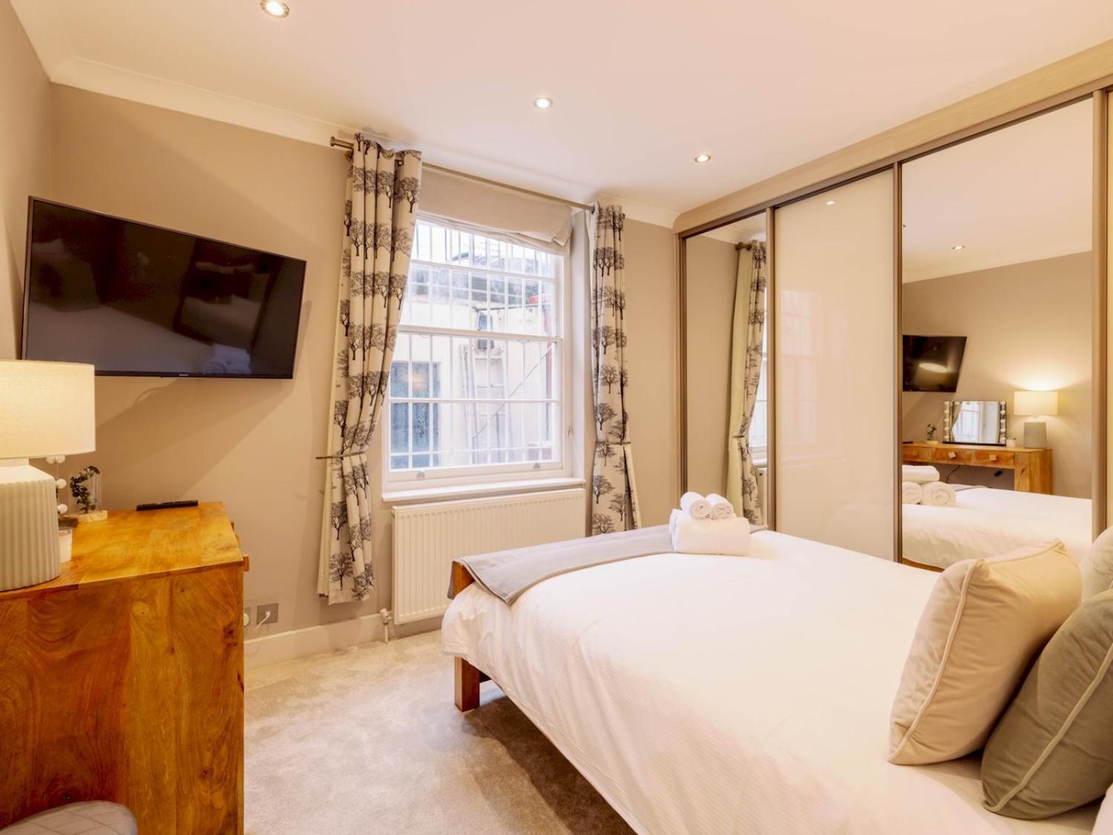 Pass The Keys Lovely 2-bedroom Flat In Pimlico W Outdoor Patio Apartment London