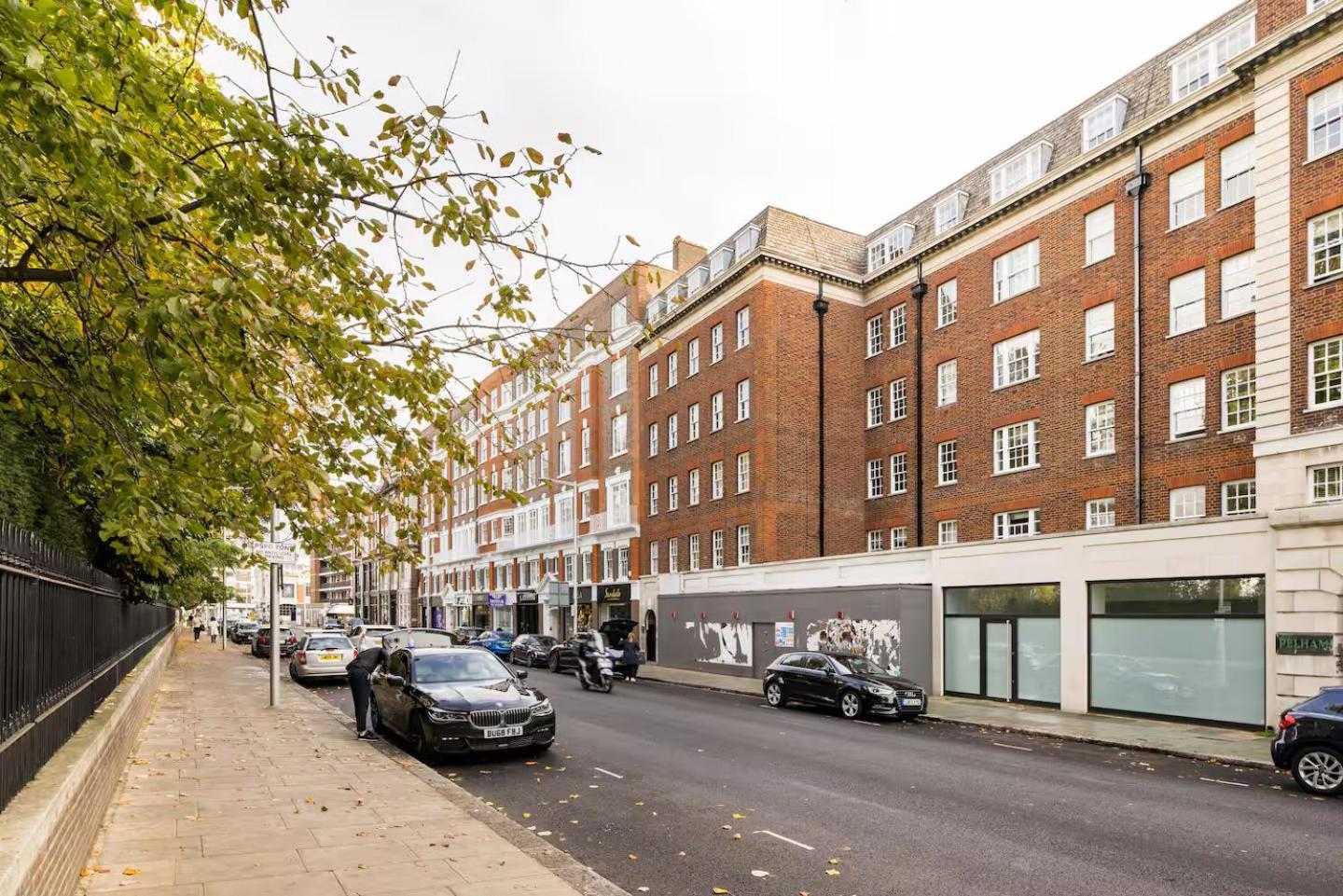 Pass The Keys Spacious 2 Bed Flat By South Kensington Station *
