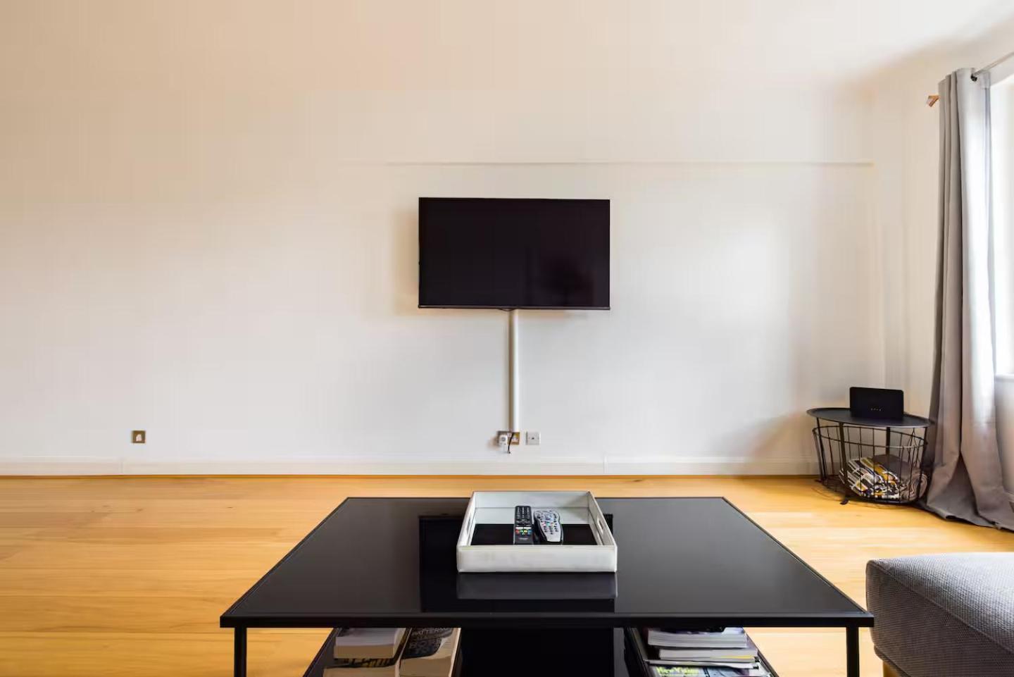 Pass The Keys Spacious 2 Bed Flat By South Kensington Station London