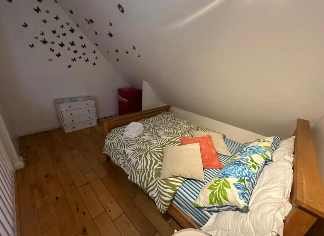 Gasthuis Cozy Rooms Near Central London *