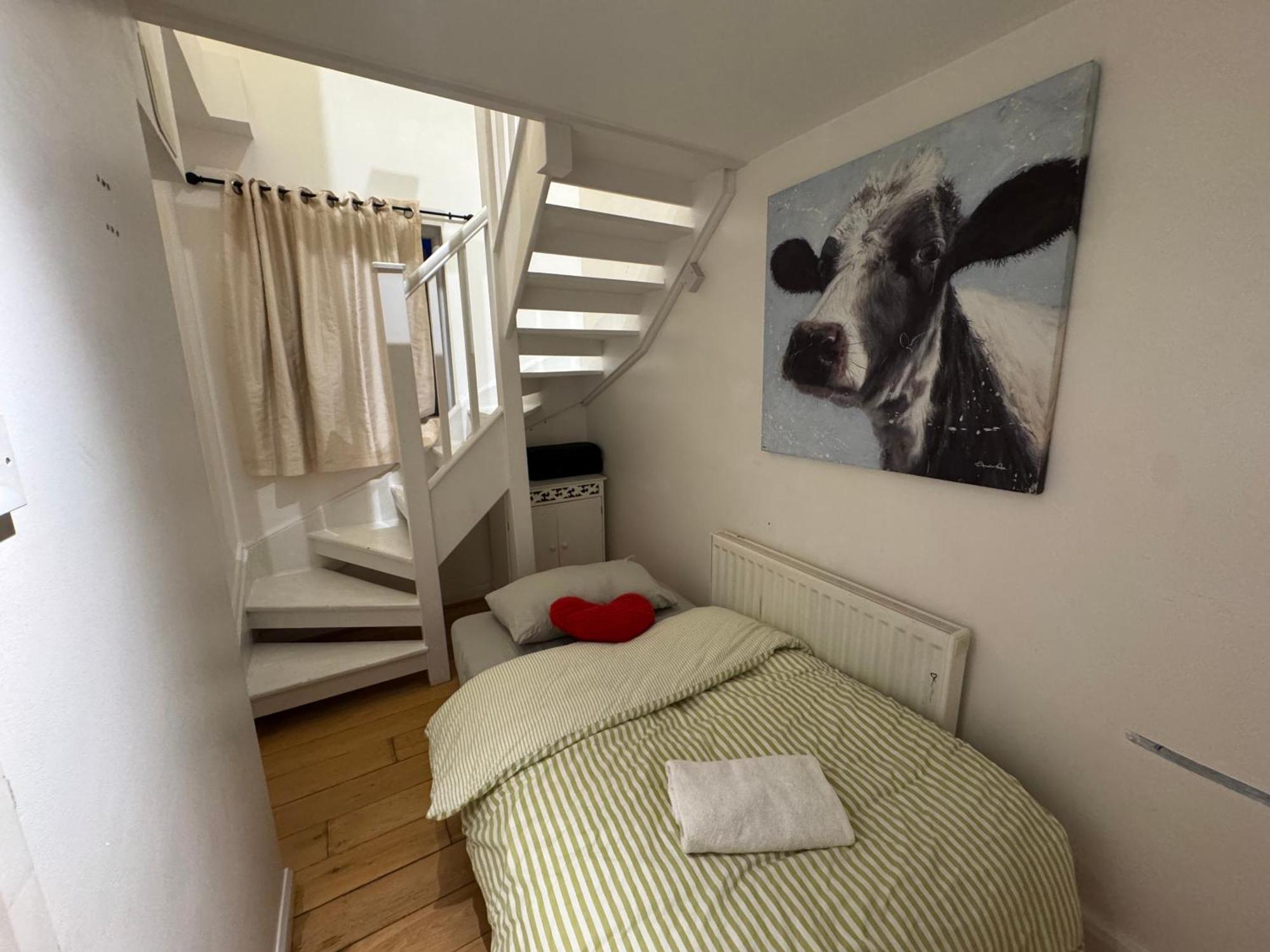 Cozy Rooms Near Central London Guest house *