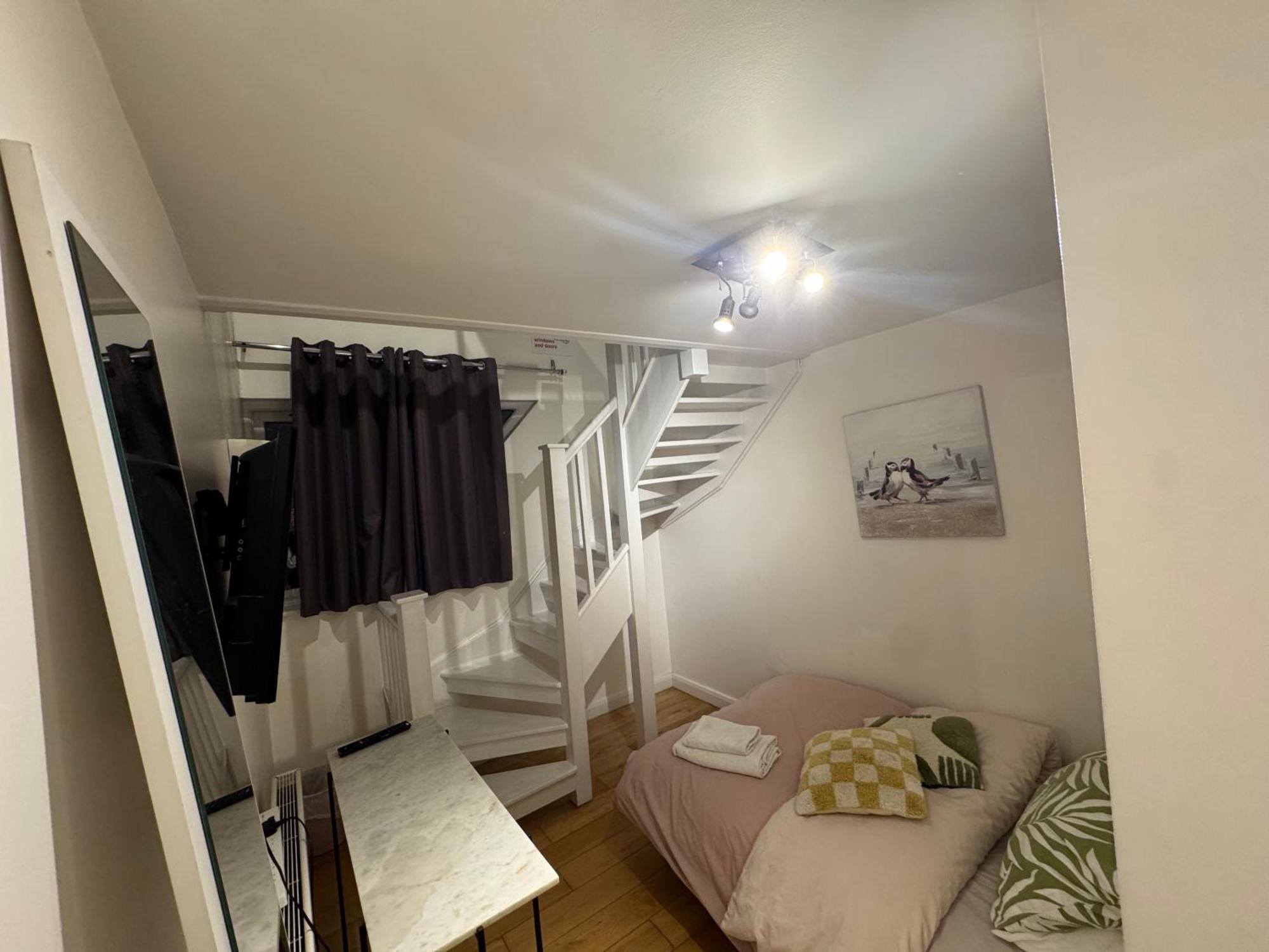 Guest house Cozy Rooms Near Central London
