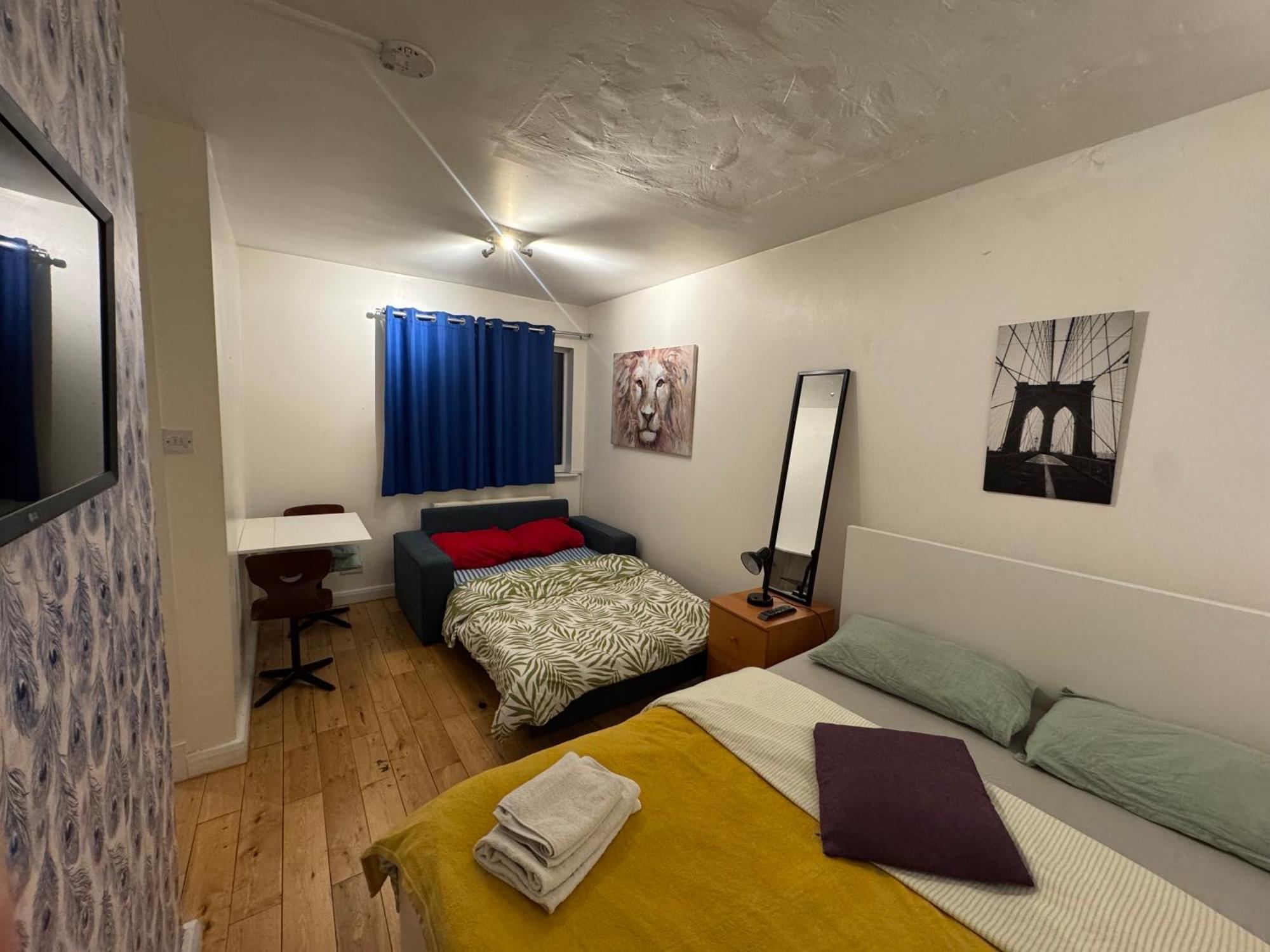 Guest house Cozy Rooms Near Central London London