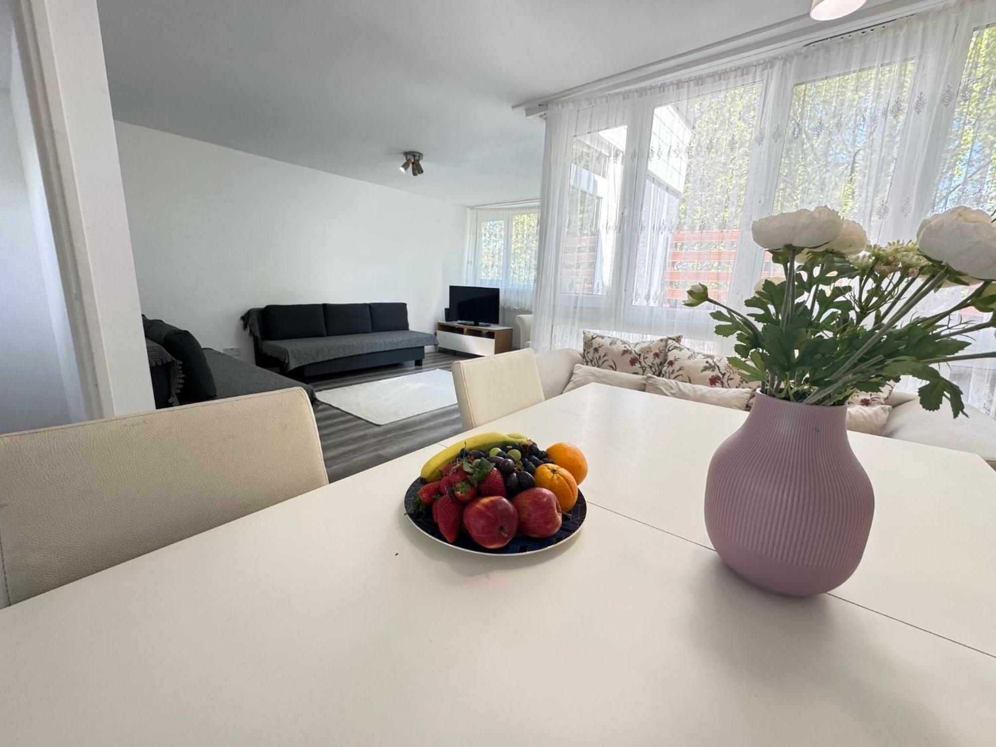 Betty Homes - Nearby Angel And Highbury Apartment *