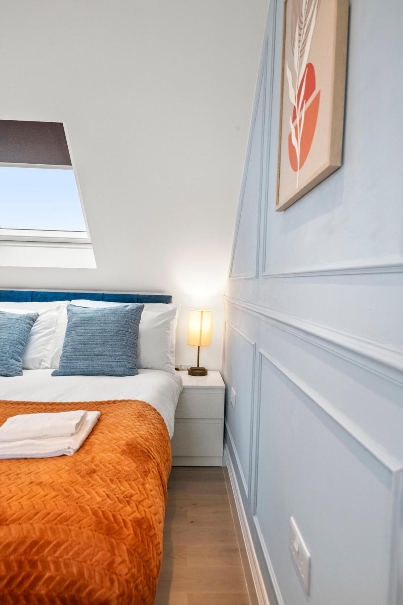 Relax In Style I Business & Leisure I Free Parking Londen
