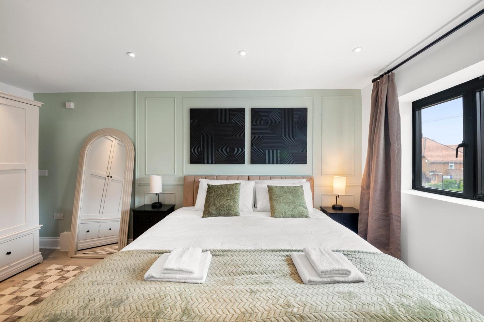 Relax In Style I Business & Leisure I Free Parking Londen