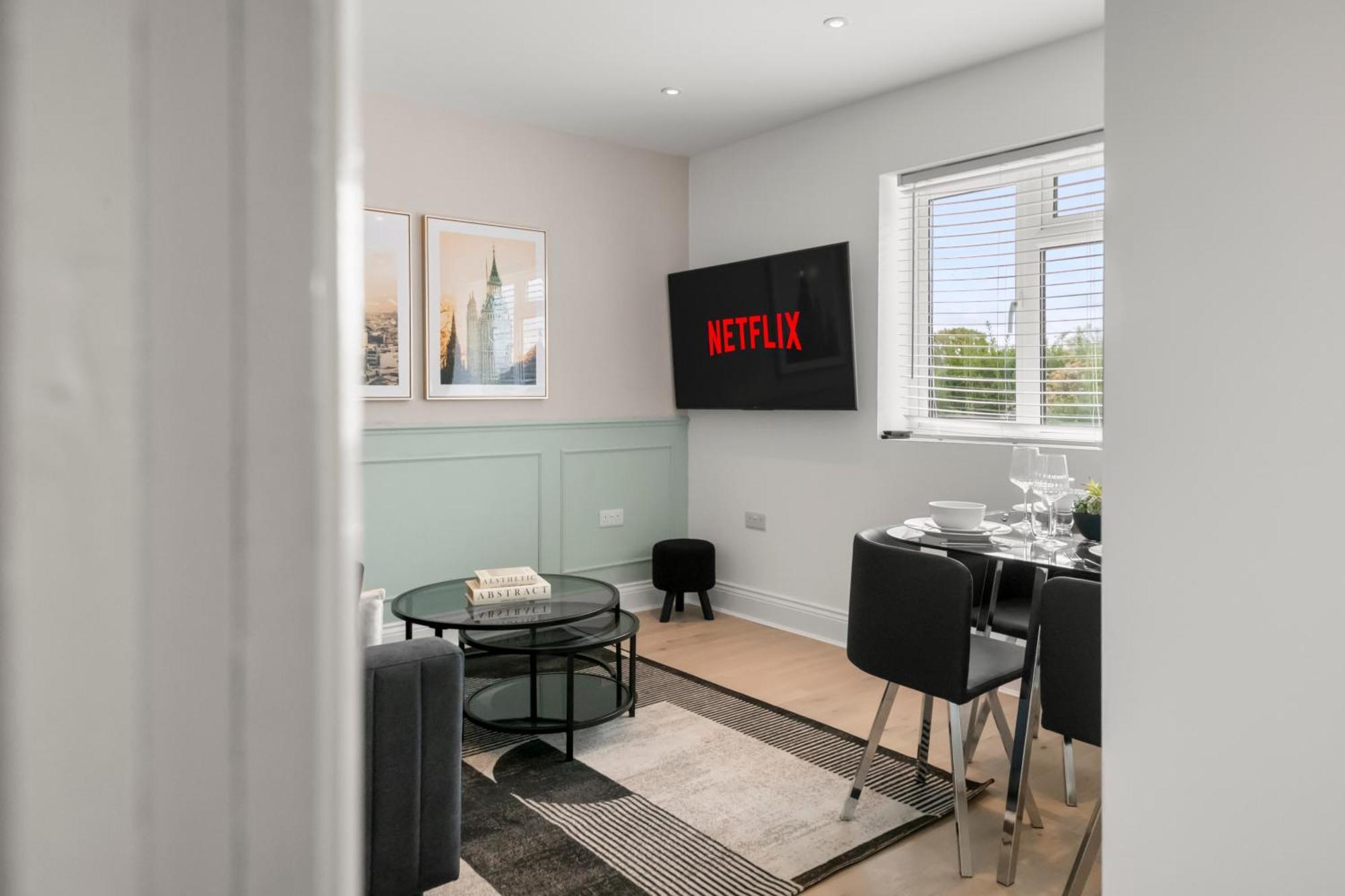 Relax In Style I Business & Leisure I Free Parking * Londen