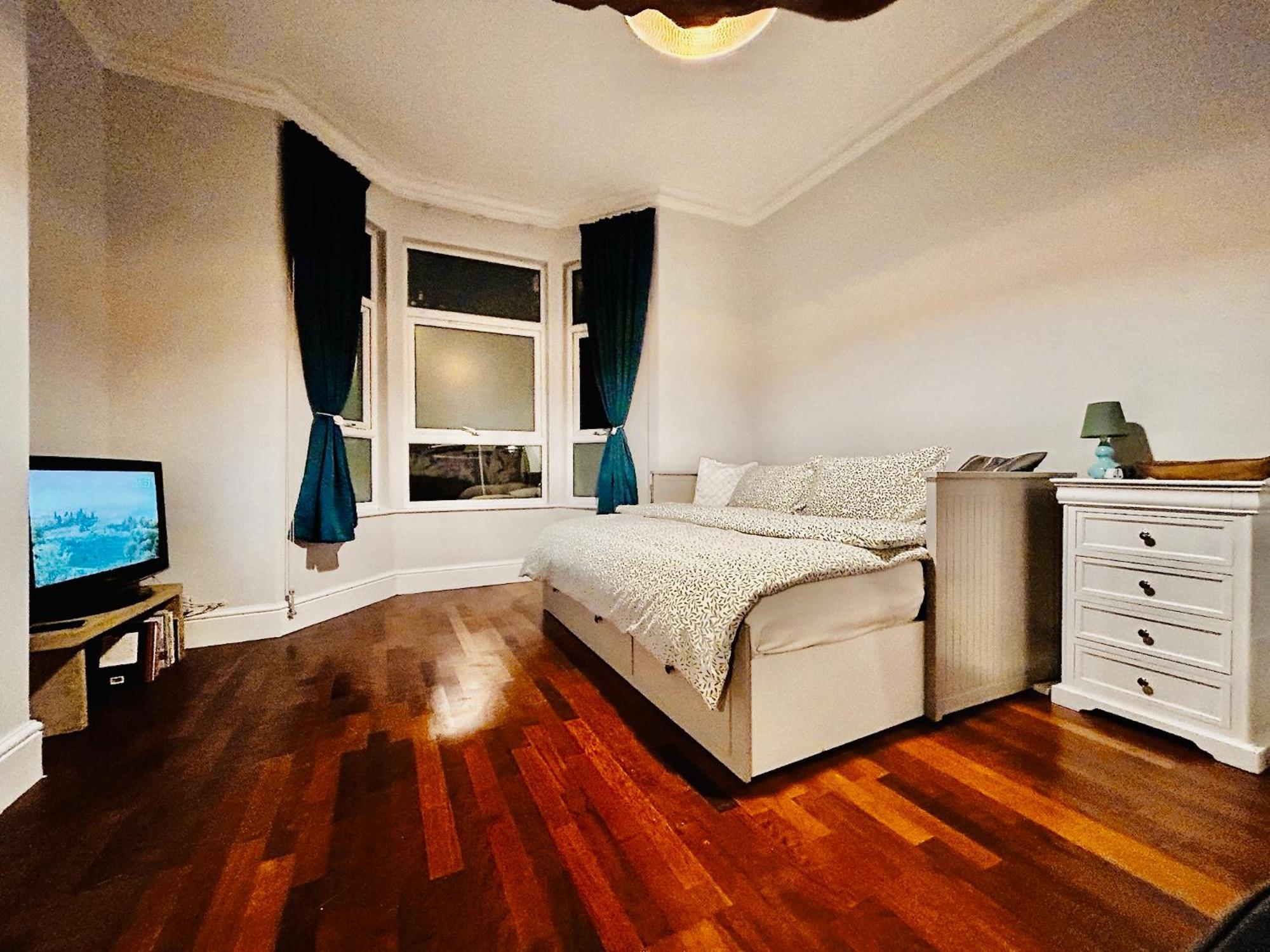 Rest Boutique Willesden * London