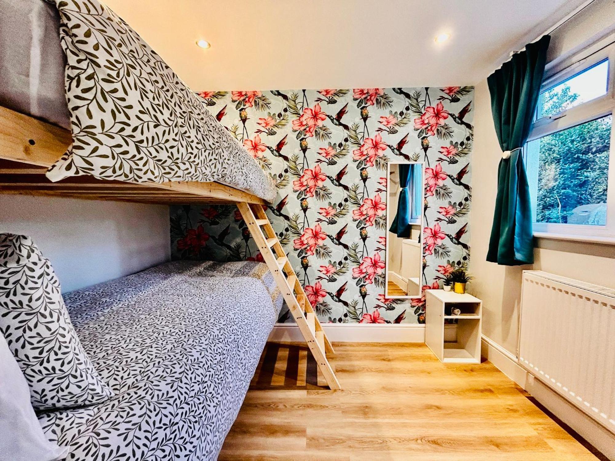 Rest Boutique Willesden Apartment London