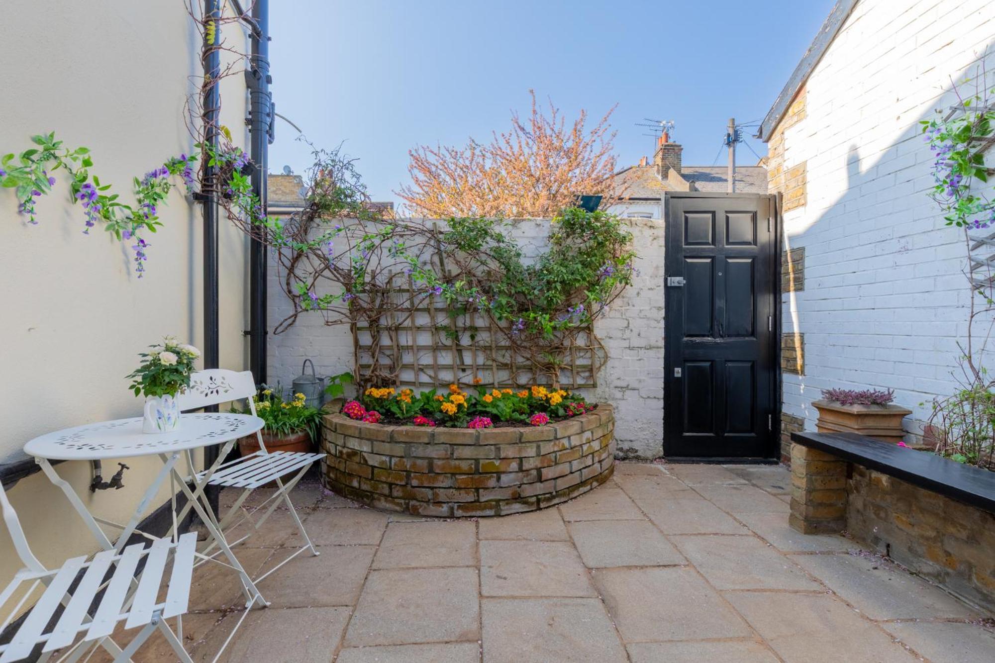Apartment Idyllic 2bd Retreat By The River Thames Fulham