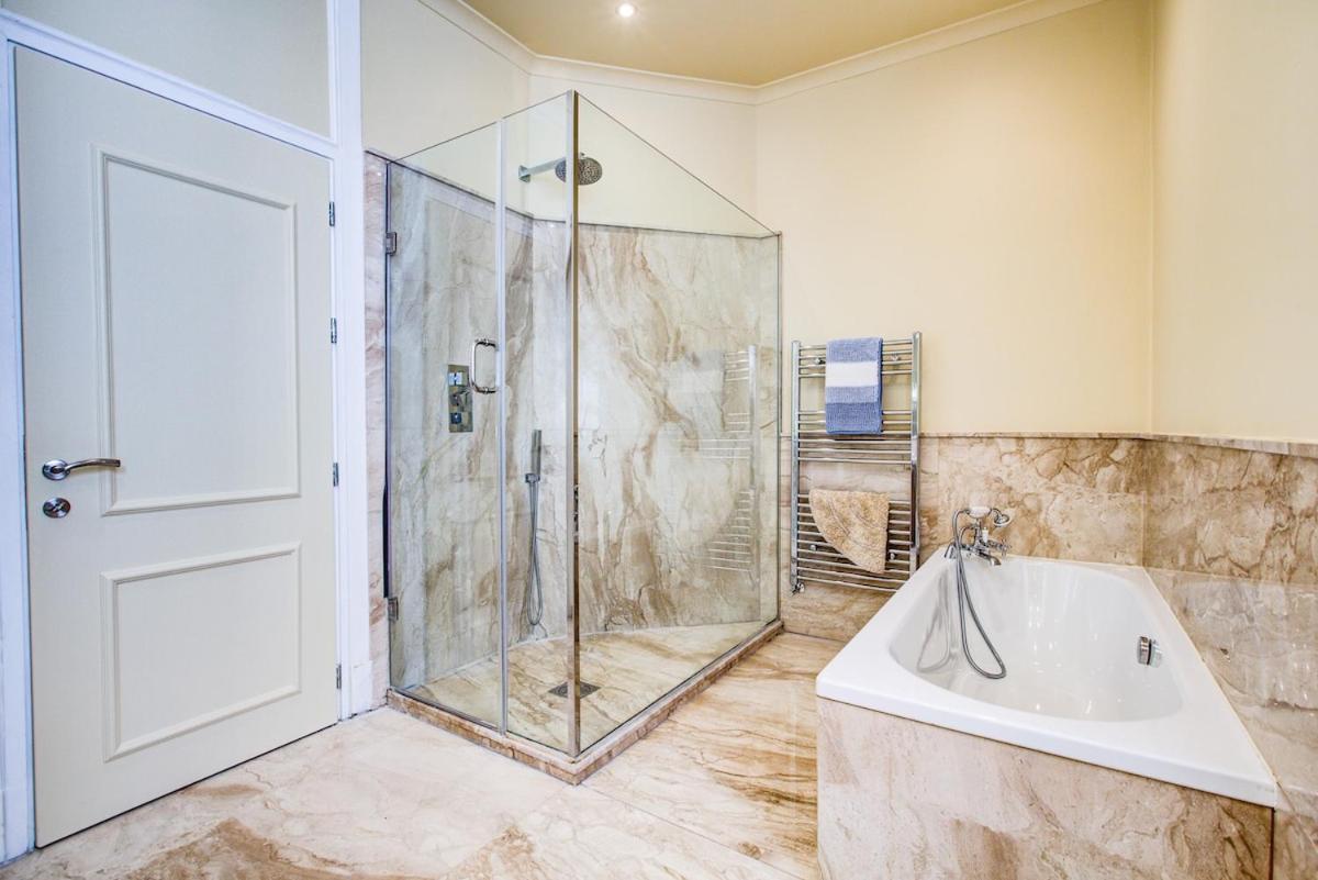 Apartment Iconic Hyde Park Apartment, 3Br Flat, Walk To Oxford St & Hyde Park