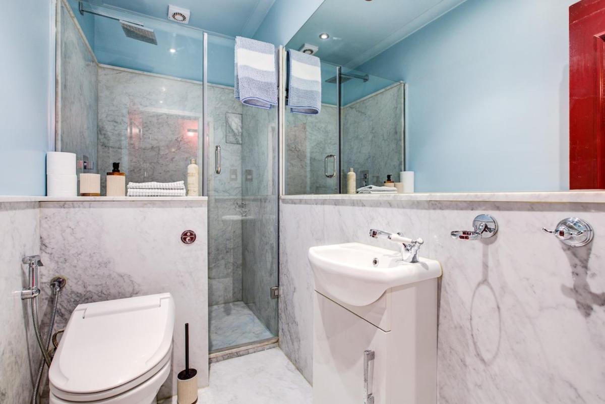 Apartment Iconic Hyde Park Apartment, 3Br Flat, Walk To Oxford St & Hyde Park *