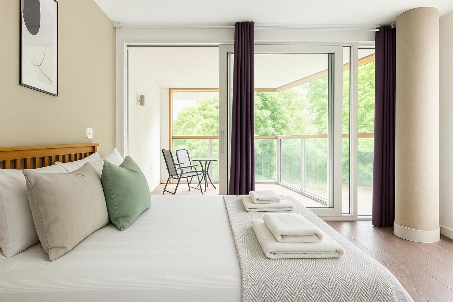 Modern Flat In Islington - Steps From Caledonian Road Station London