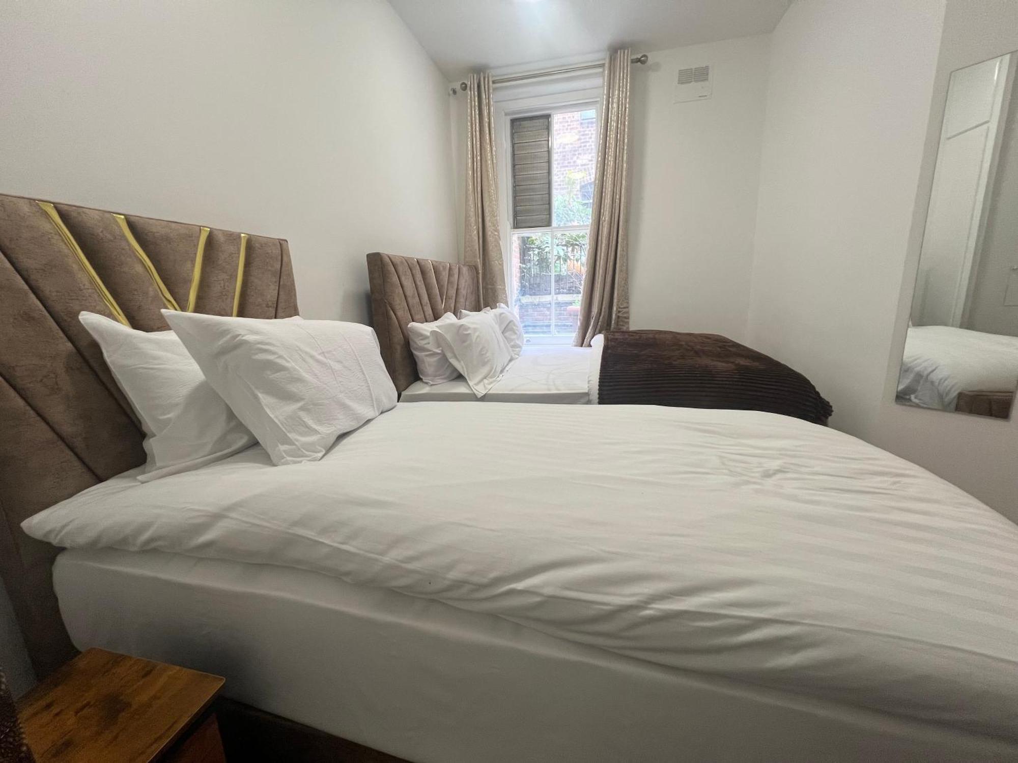 Stylish And Modern In Vibrant Soho Unbeatable Location Wdg
