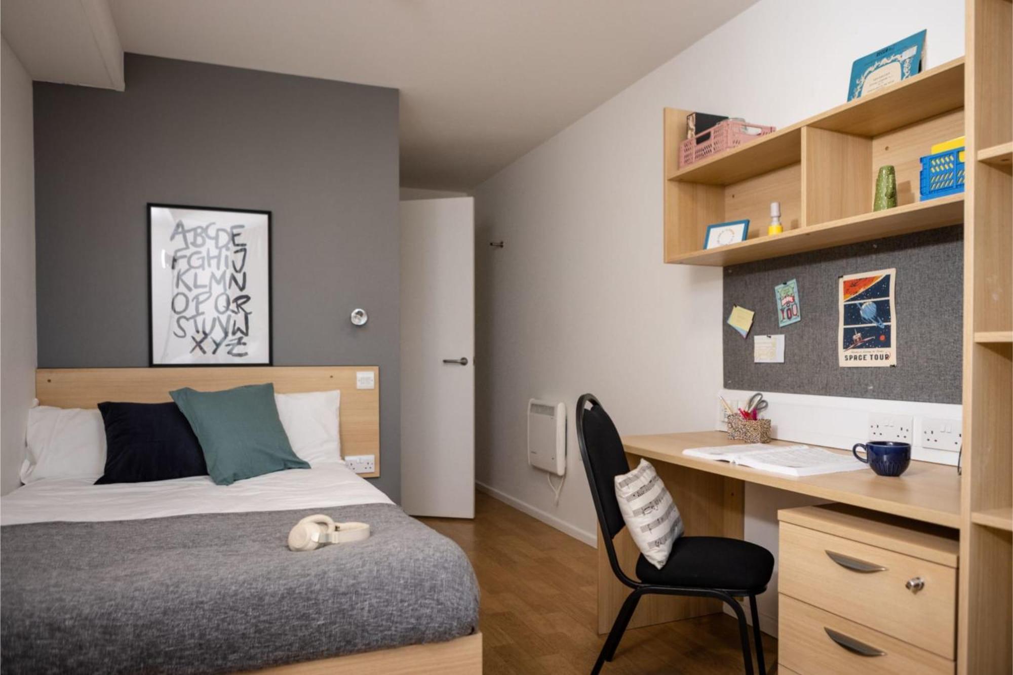 Apartment Consort Village In West *