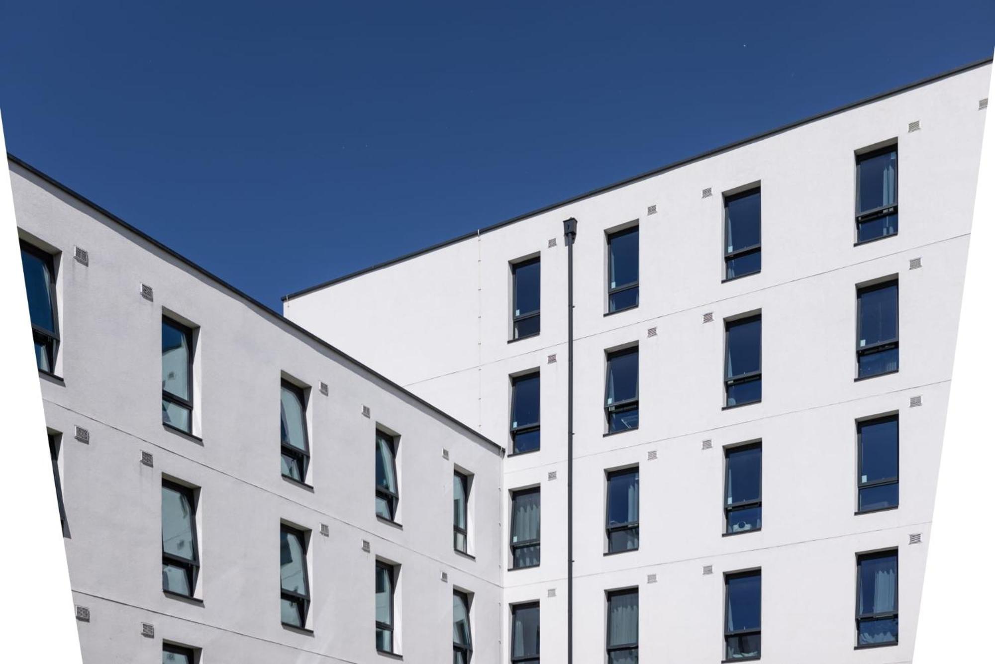 Apartment Consort Village In West *