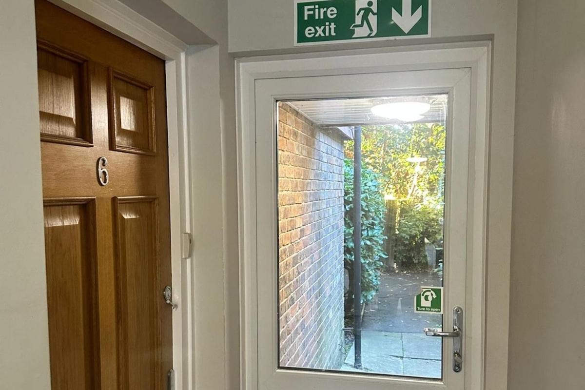 Close To Excel Centre * London