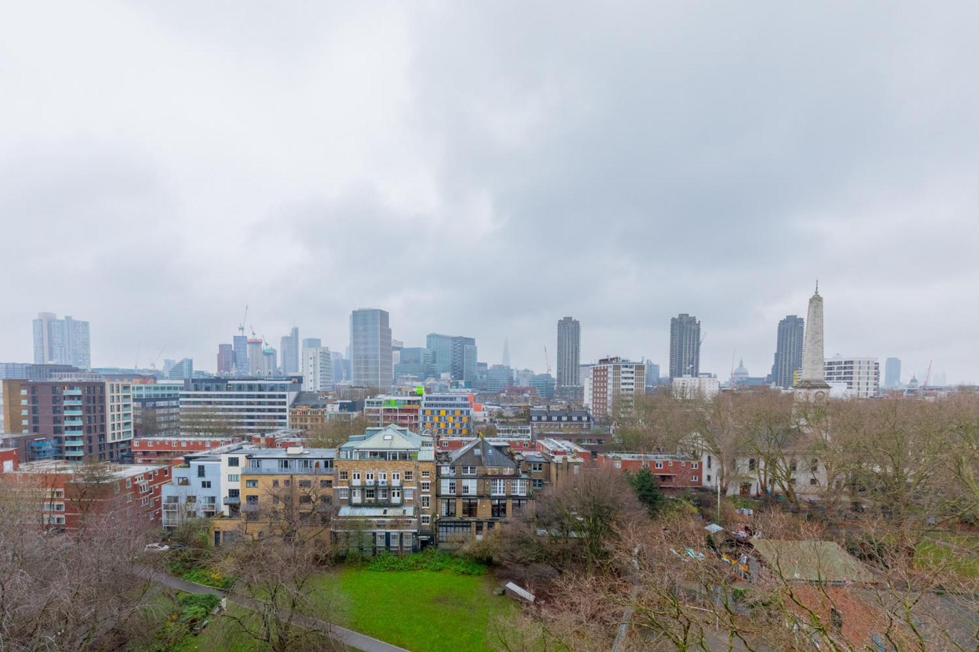 Apartment Bright And Stylish 2bd In Old Street W Views London