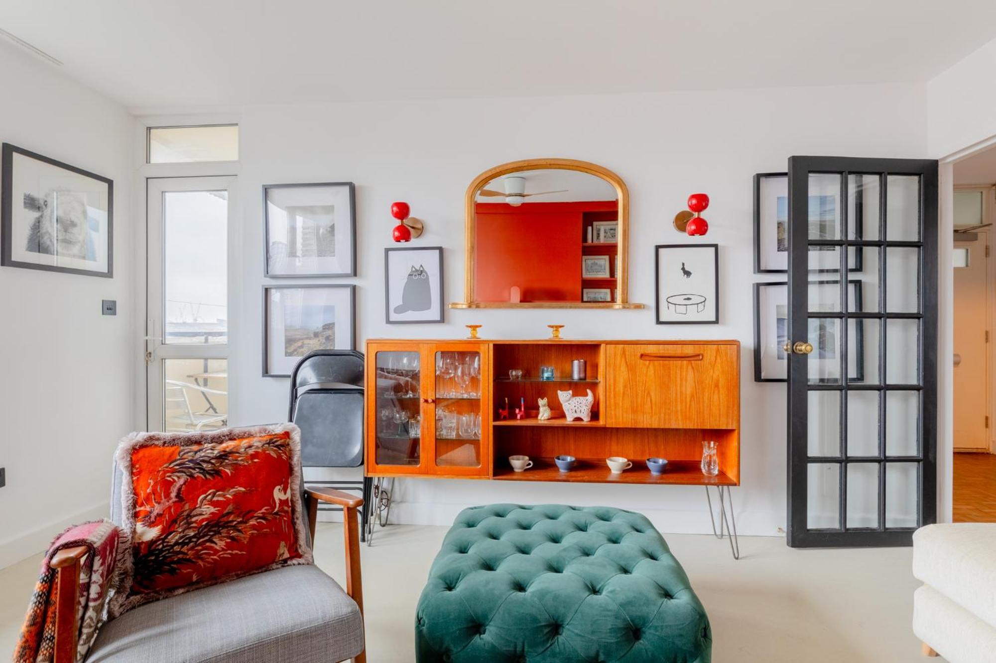 Bright And Stylish 2bd In Old Street W Views London