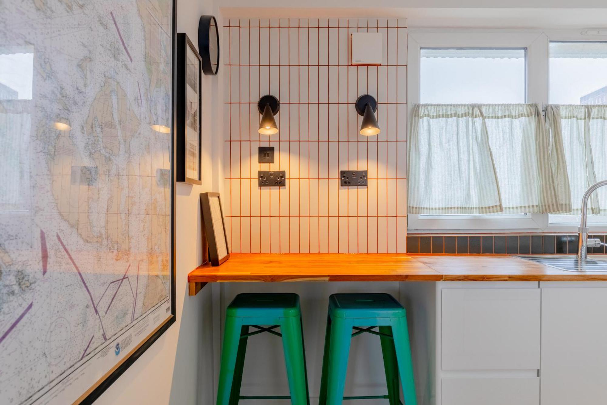Bright And Stylish 2bd In Old Street W Views * London