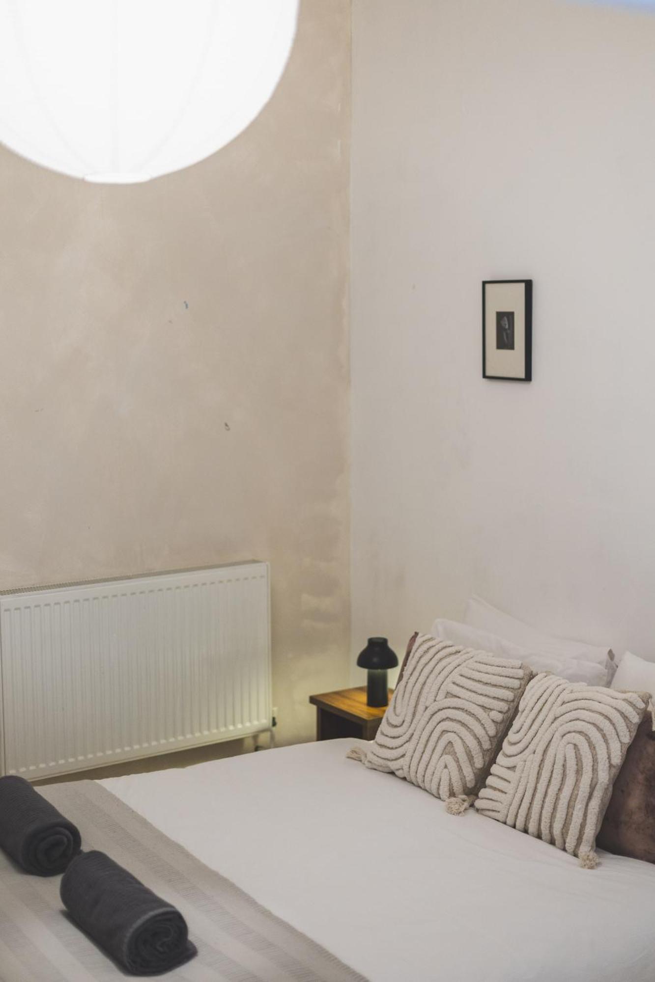 Bright & Spacious 2br Flat, Great Transport Links