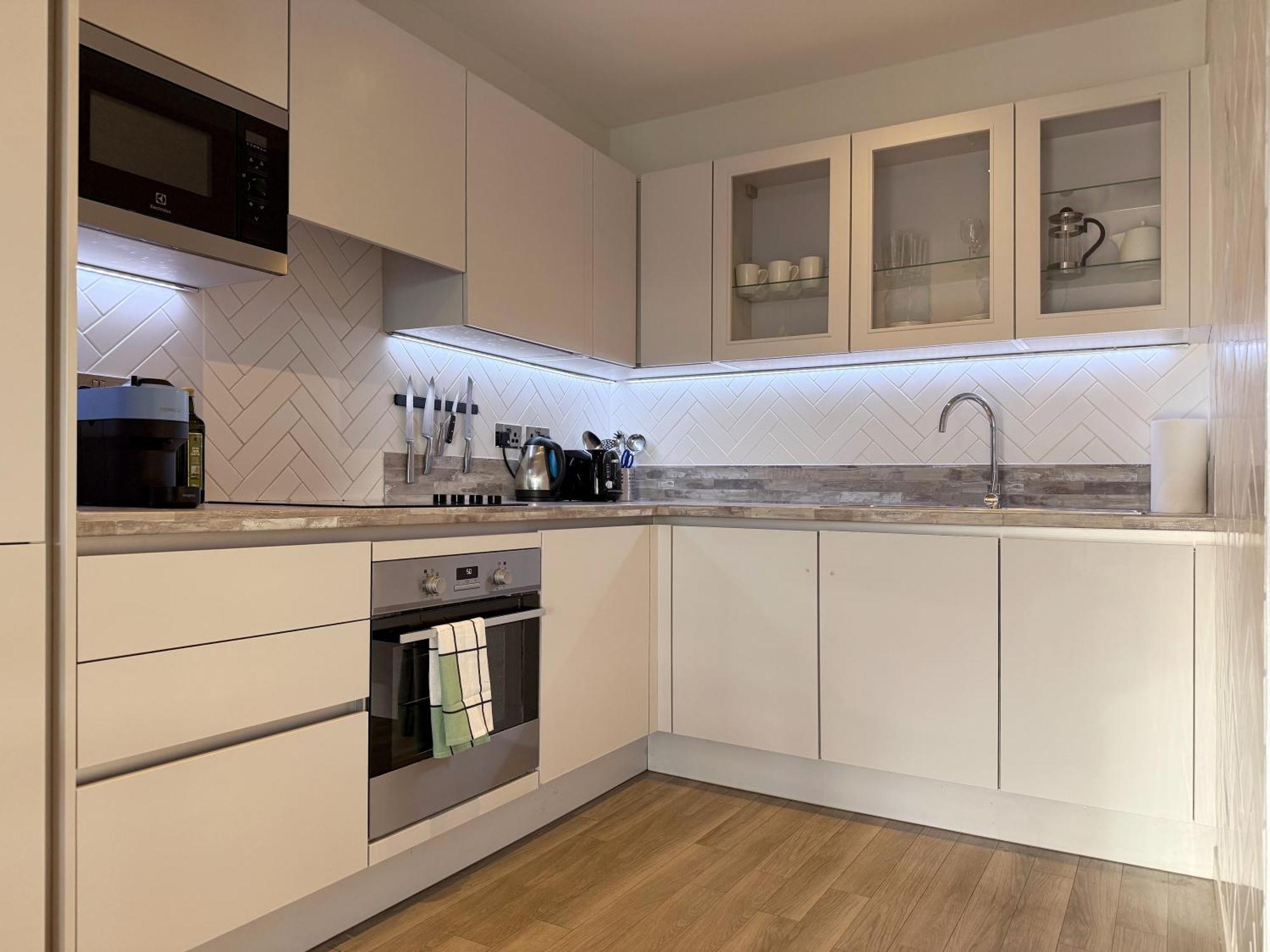 George's Place In Wembley - Close To Wembley Stadium & Wembley Arena Apartment London