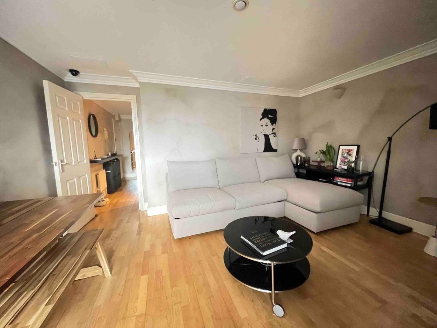 Private Bedroom&bath Marylebone Holiday home