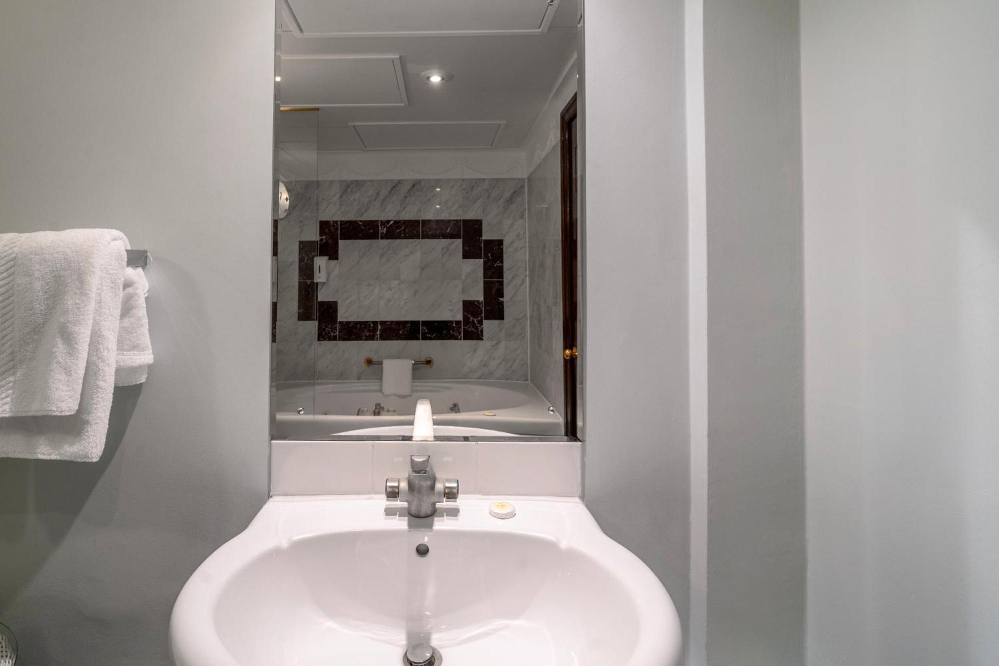 Britannia International Canary Wharf 4* Londres