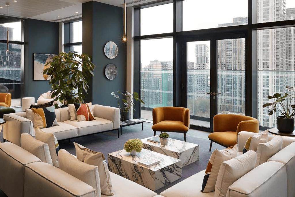 Luxury Balcony Apartment, Canary Wharf * London
