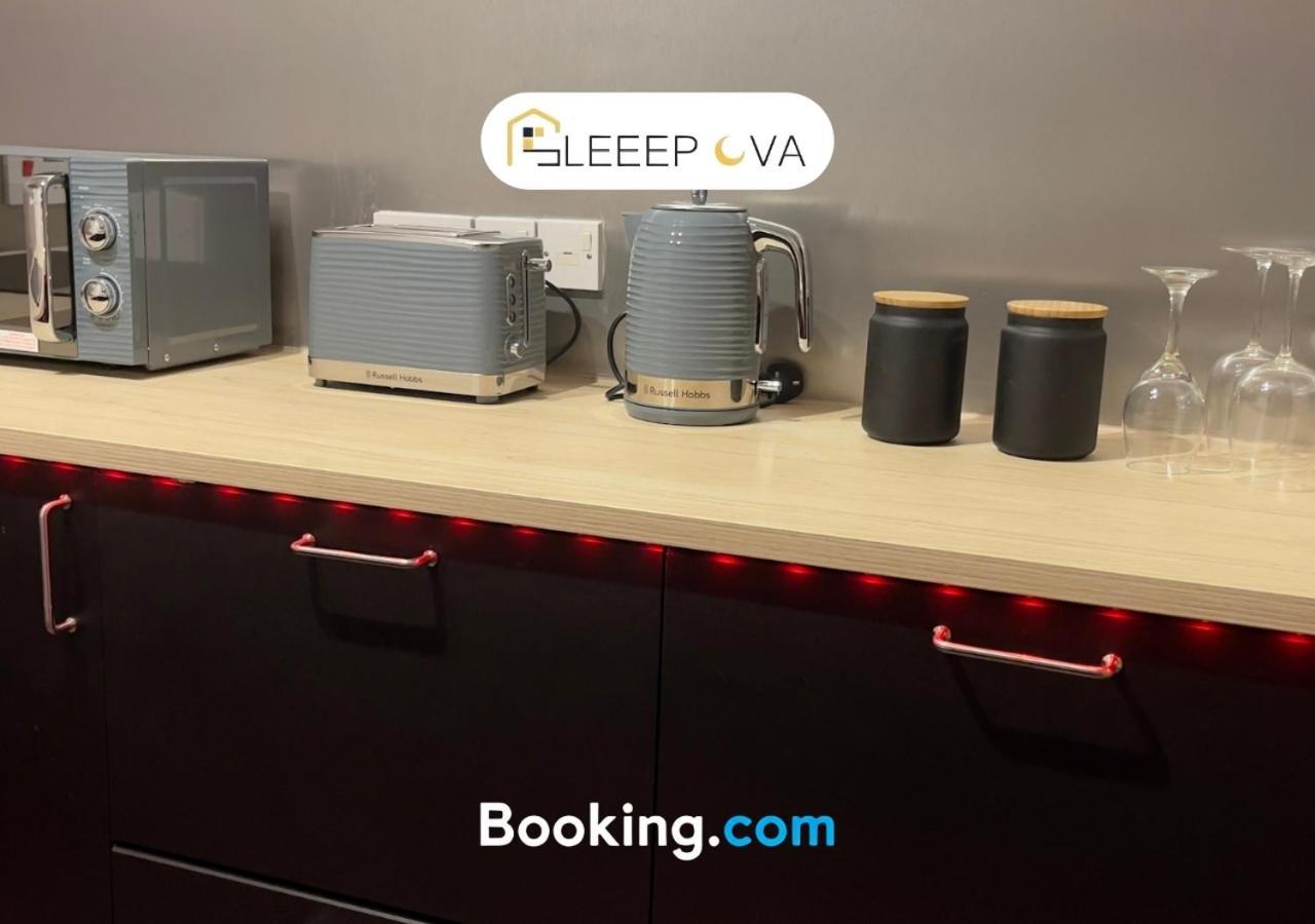 Apartment Premium Offers L Last-minute Escape L Luxury & Spacious 2 Bedroom Flat Families Business Relocation Sleepova Short Lets & Serviced London