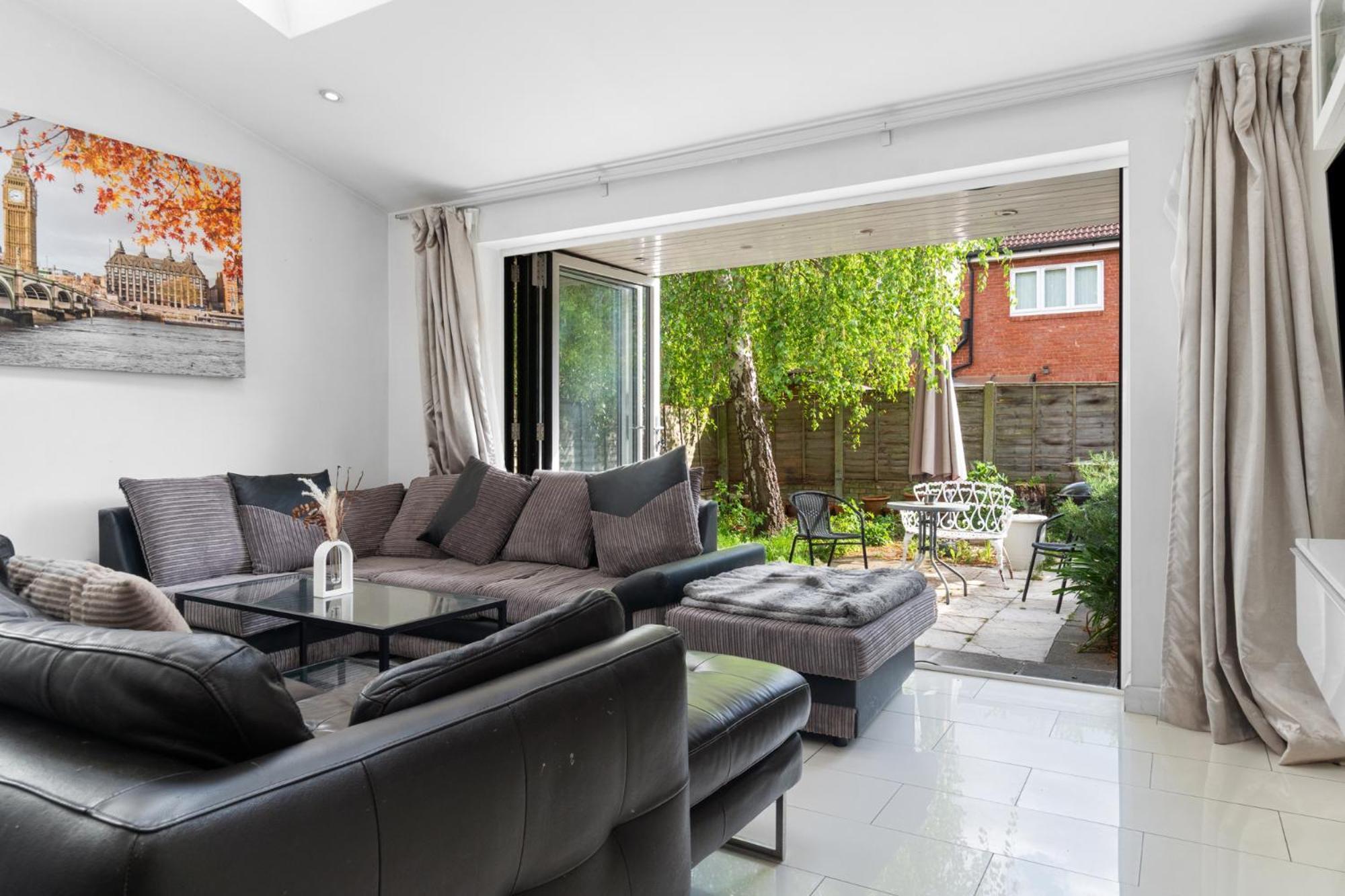 Shard View 3 Bed Entire * Londen
