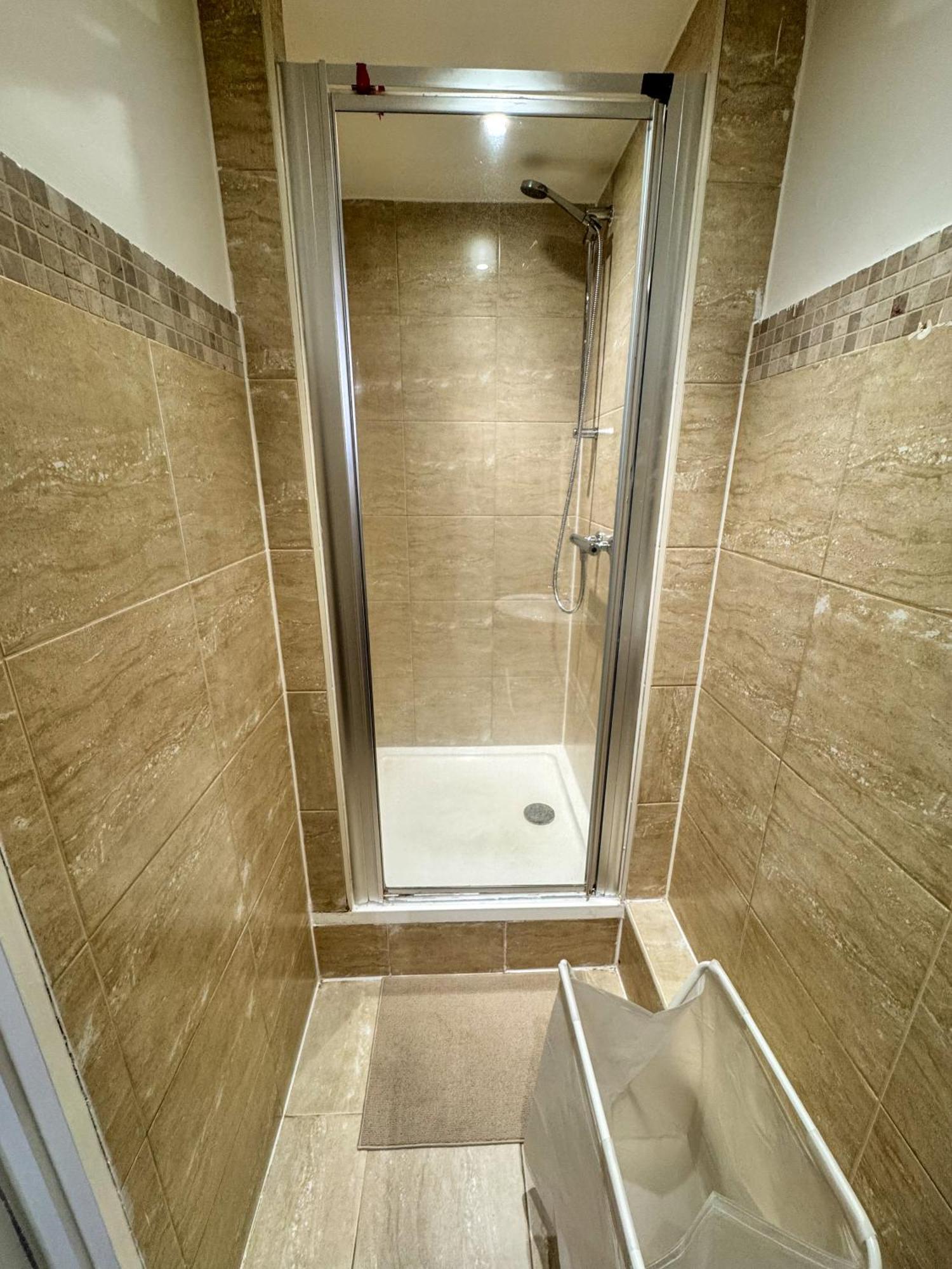 Queensborough Apartment,