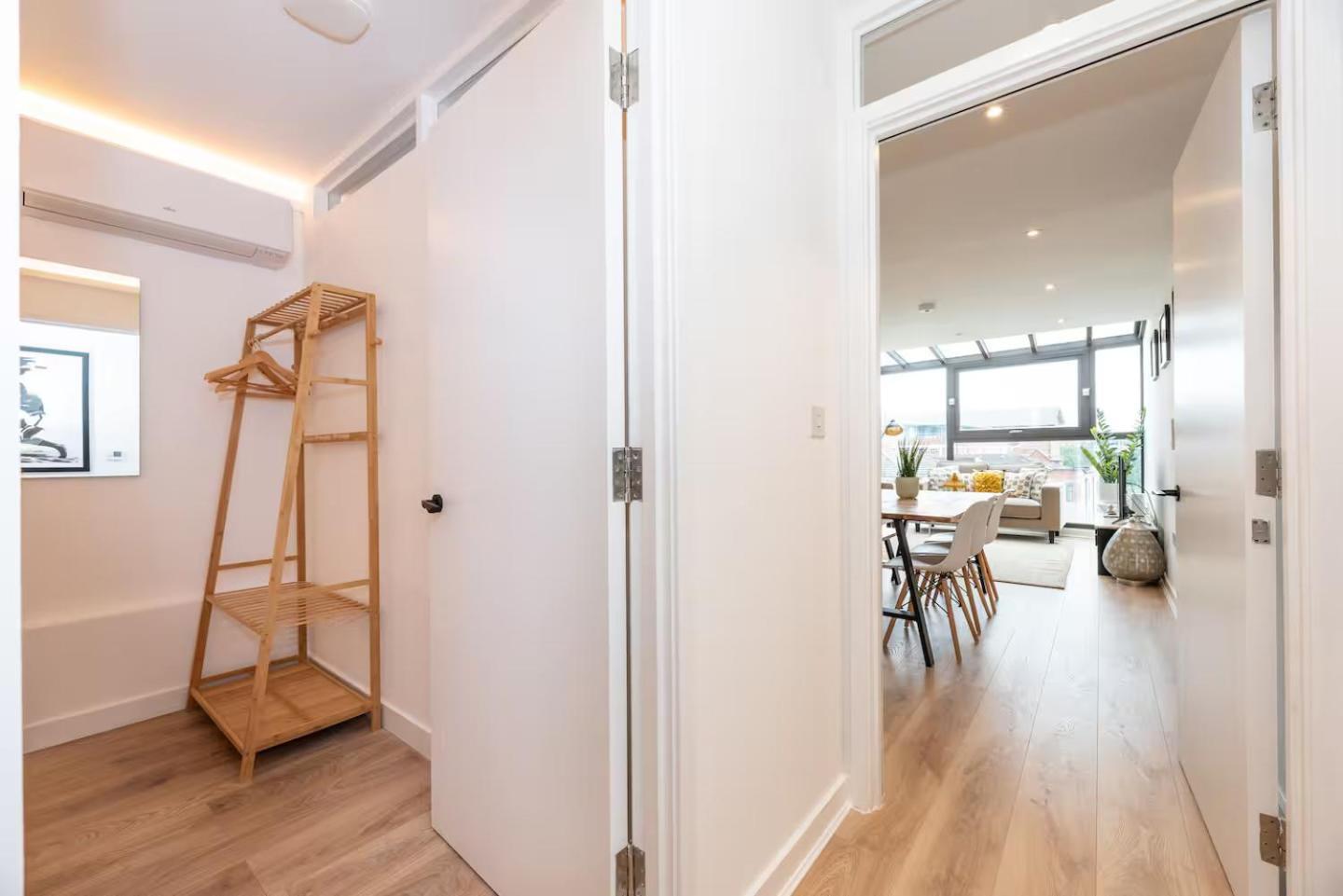 Apartment Bright 3 Bed 2 Bath With Air Con In Clerkenwell Pass The Keys