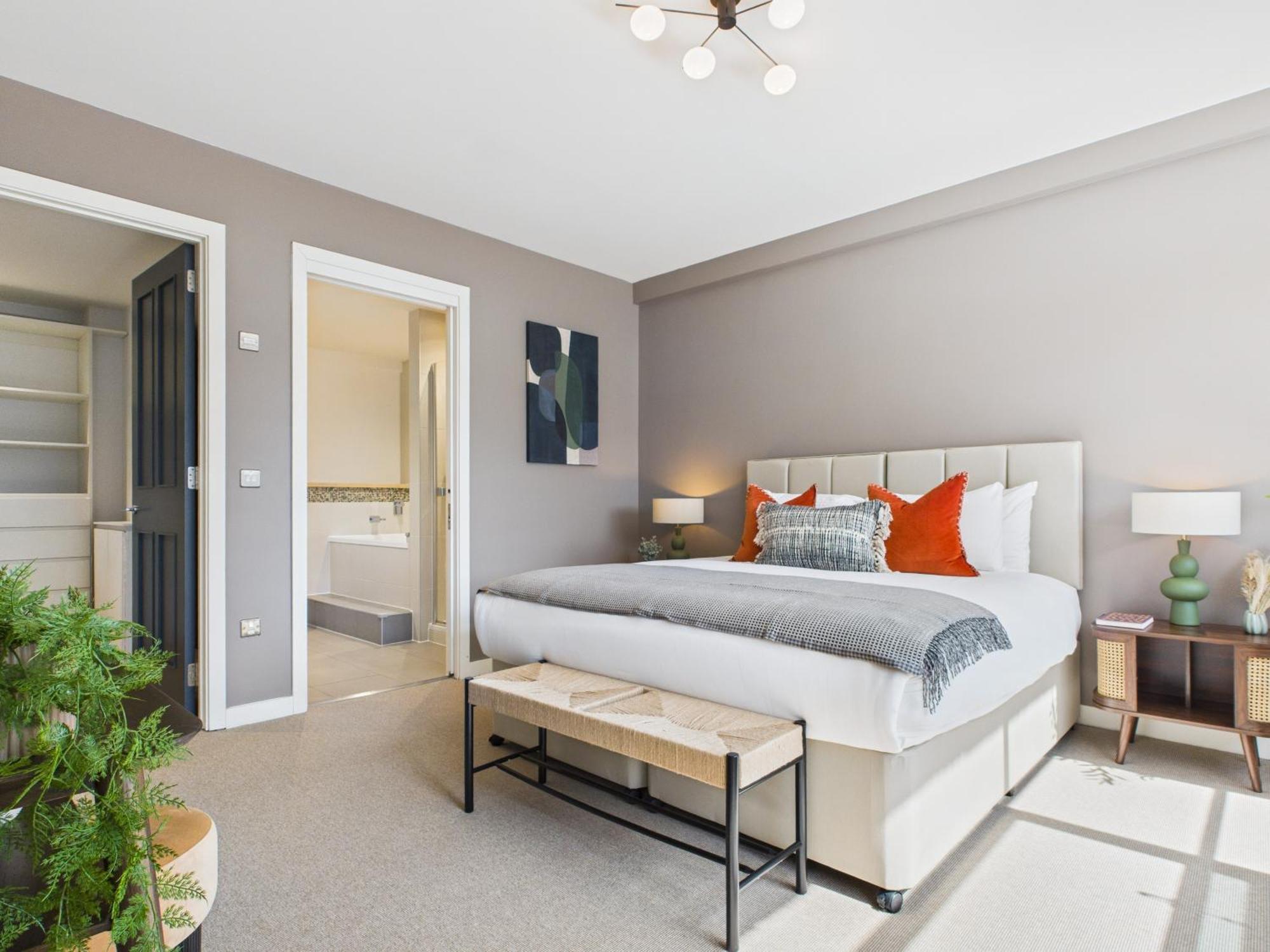 Be - The Old Street Residences Apartment *