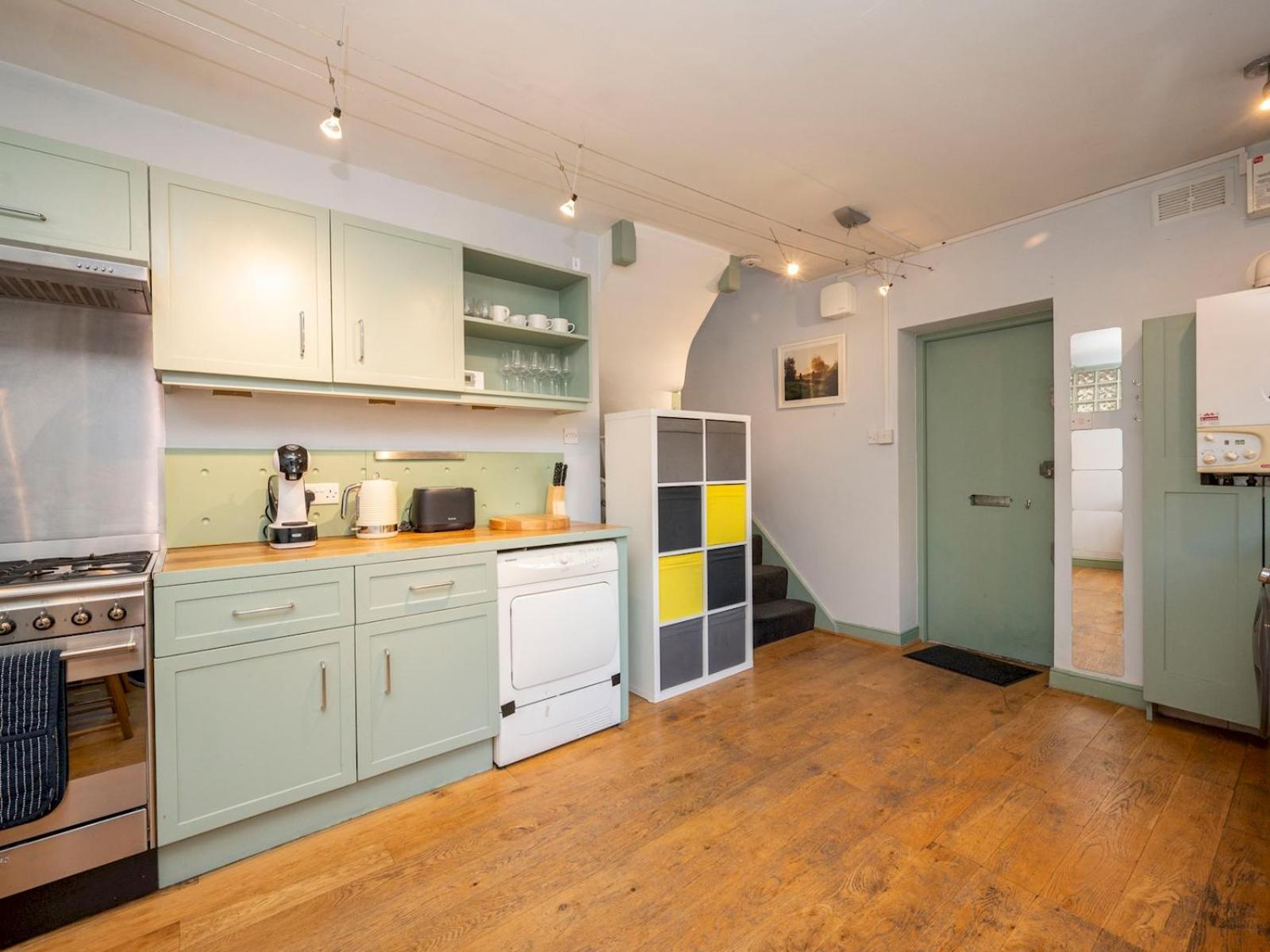 Pass The Keys Unique 1 Bed Over 3 Floors With Private Terrace